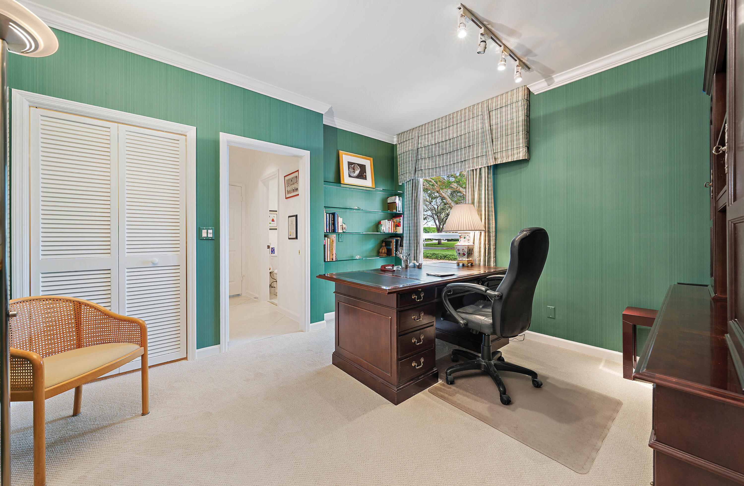 11337 Lost Tree North Palm Beach, FL 33408