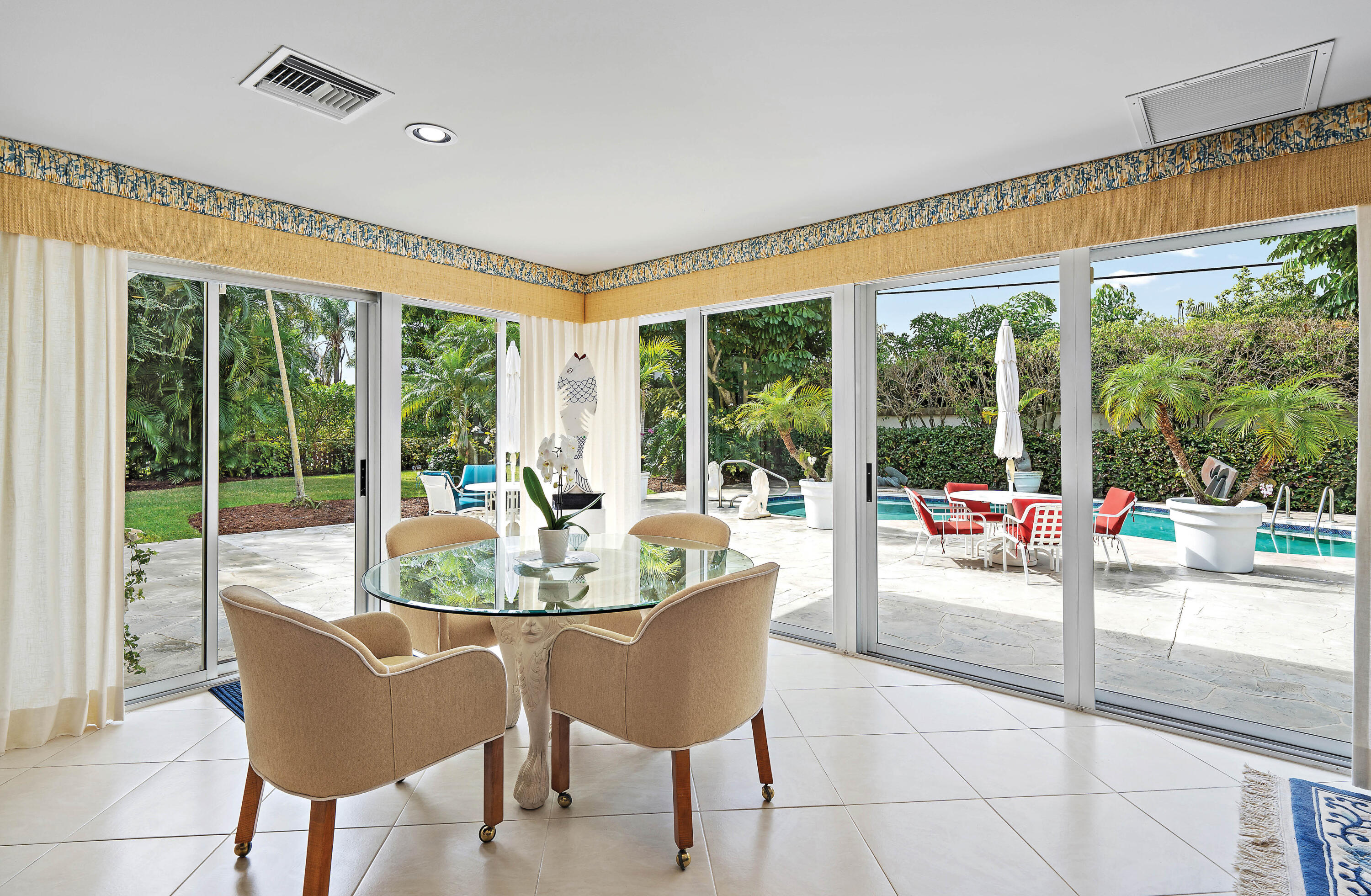 11337 Lost Tree North Palm Beach, FL 33408