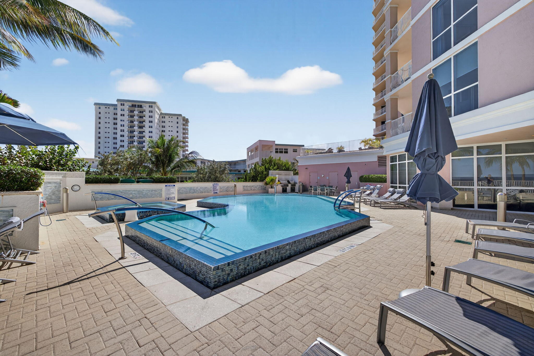1460 S Ocean #701 Pompano Beach, FL 33062