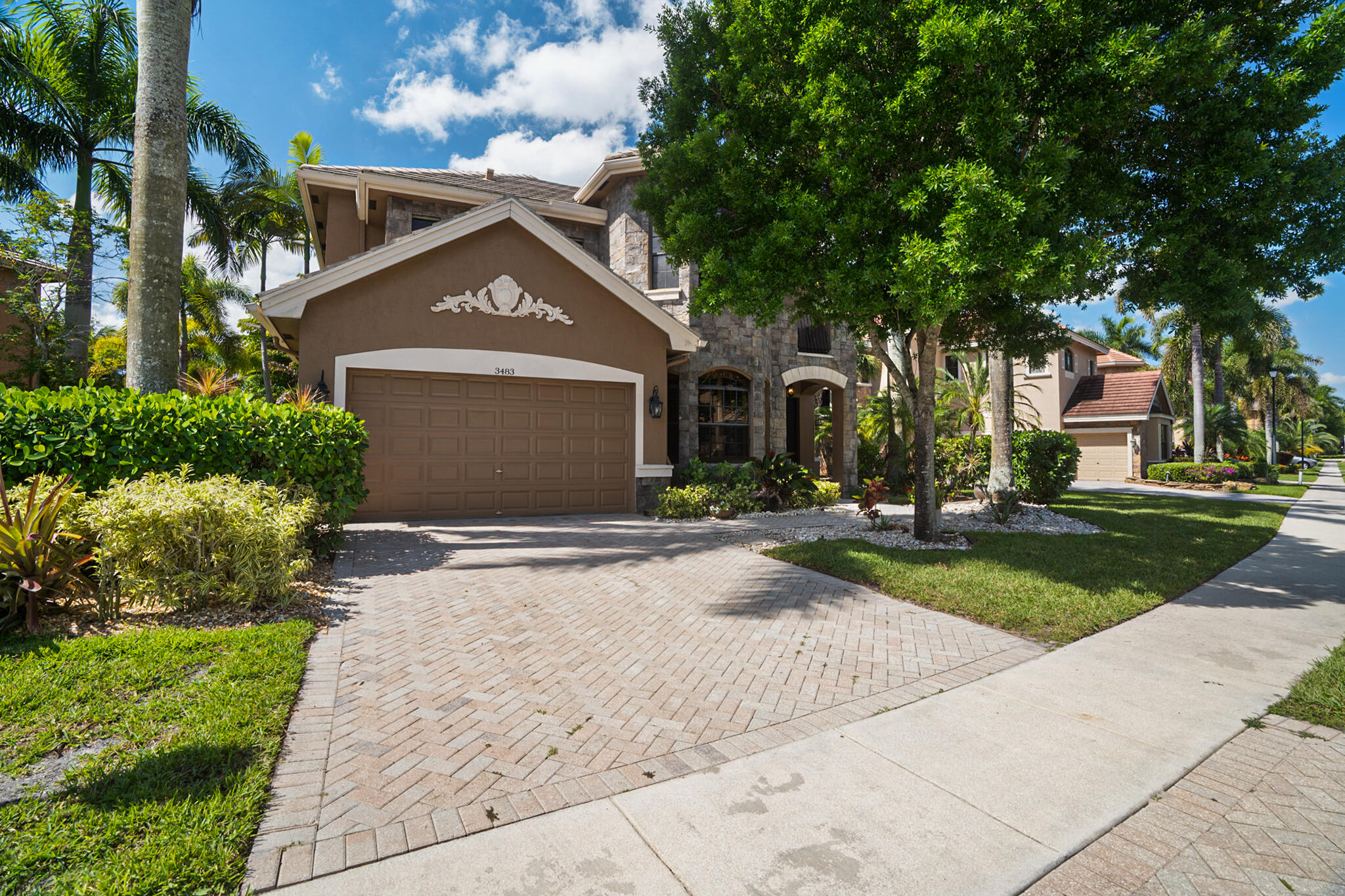 3483 Collonade Wellington, FL 33449