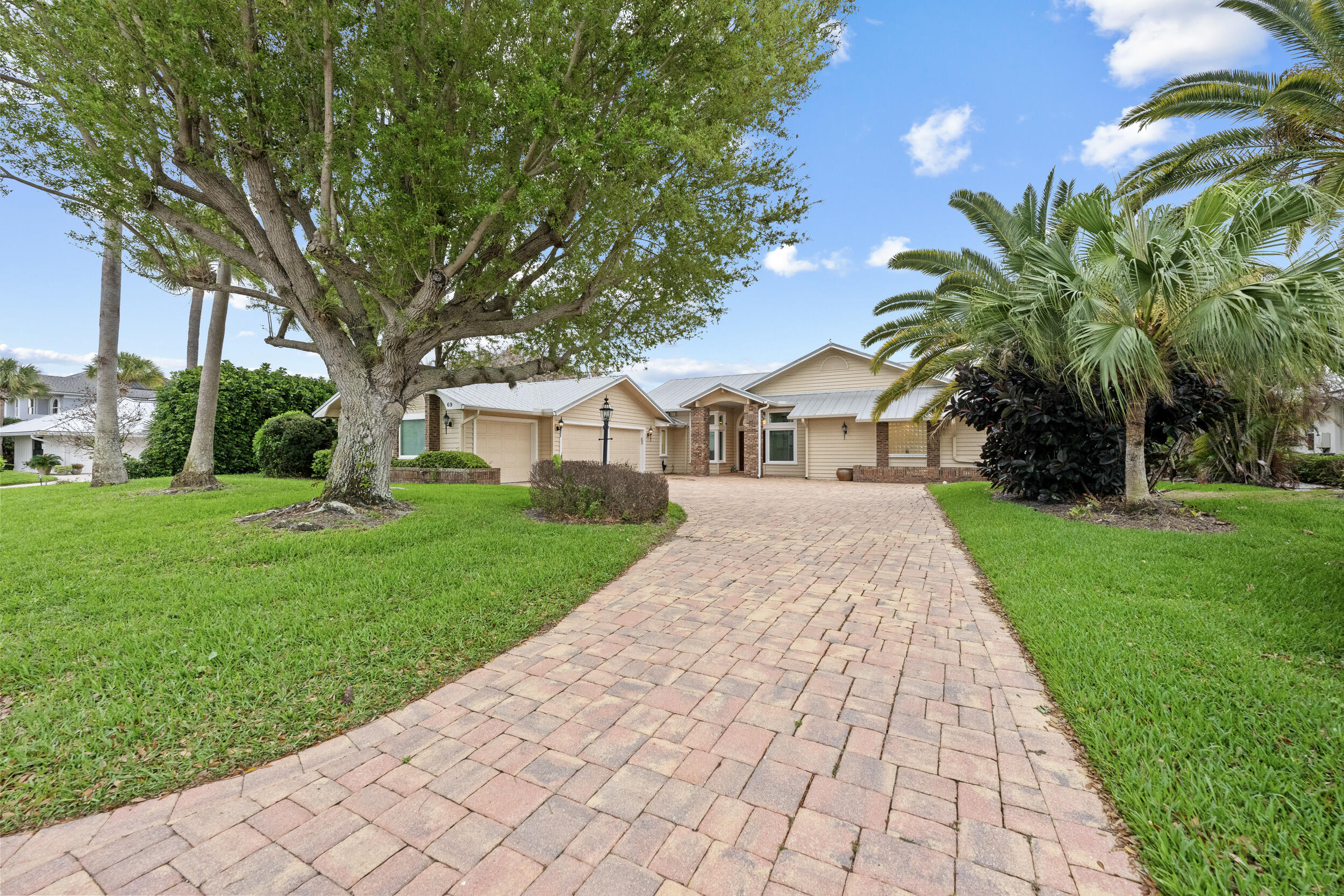 69 Cache Cay Vero Beach, FL 32963
