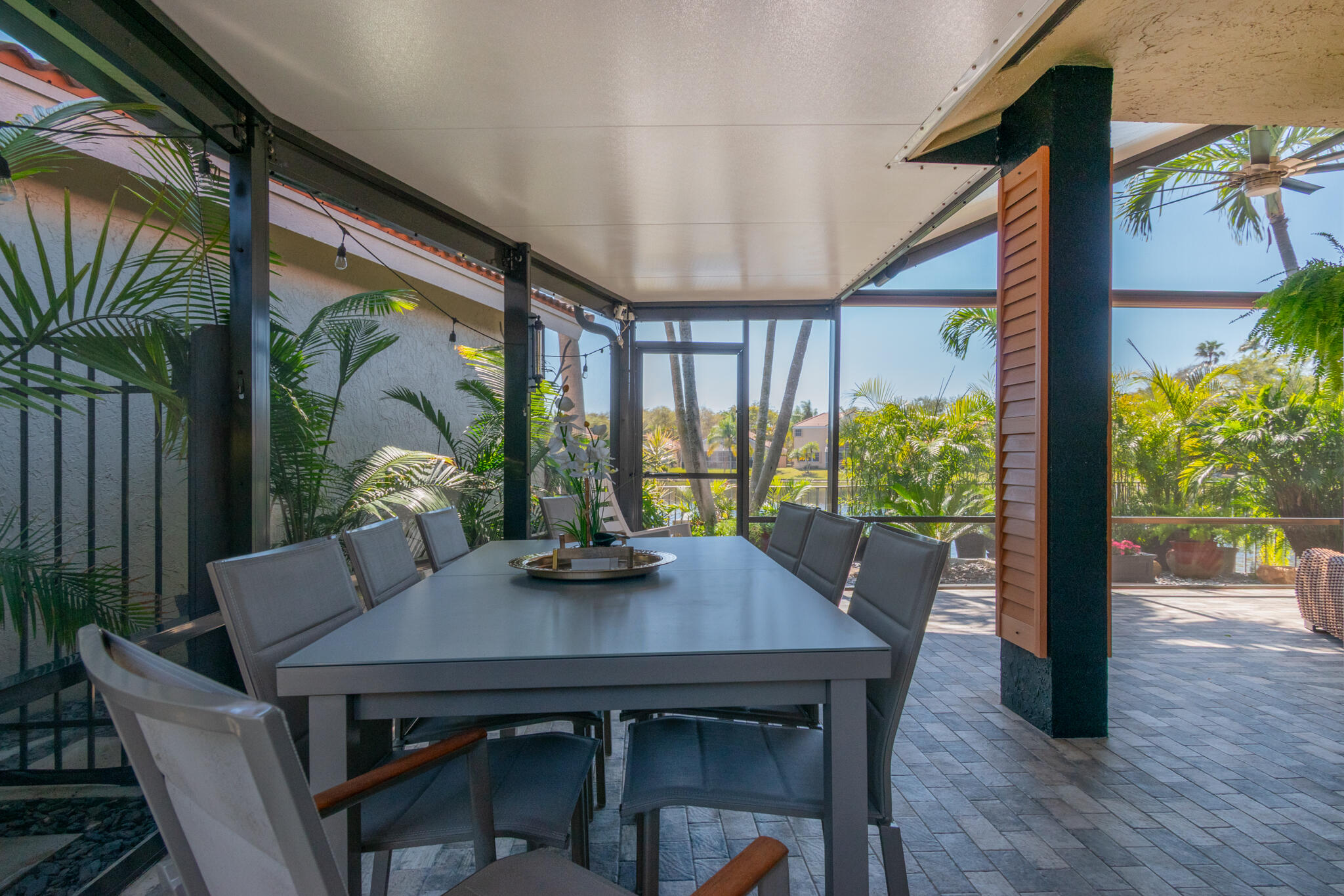 1227 Seagrape Weston, FL 33326