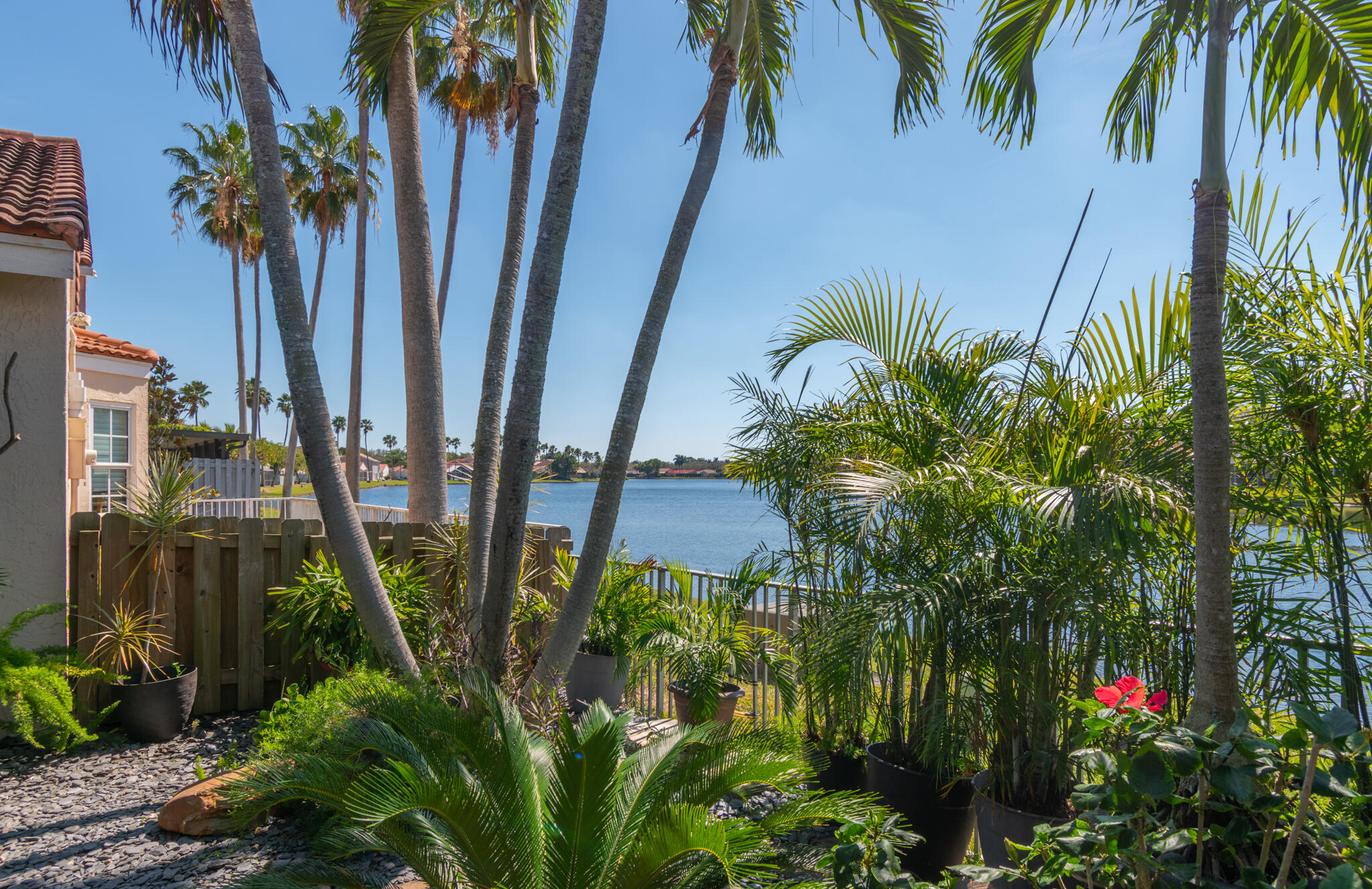 1227 Seagrape Weston, FL 33326