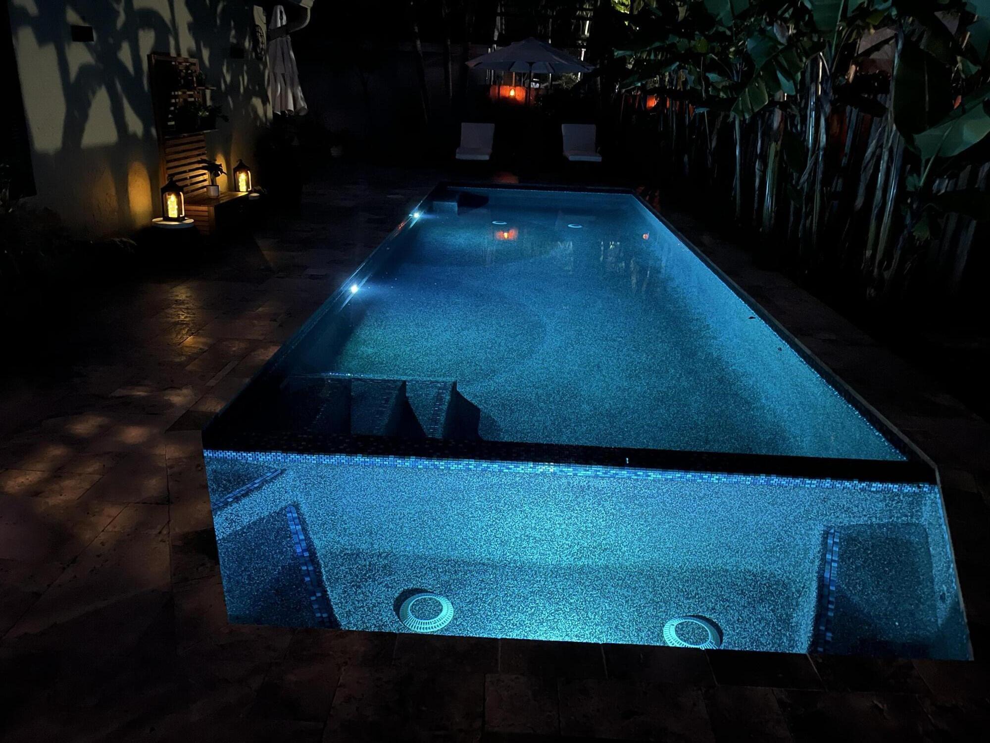 1227 Seagrape Weston, FL 33326