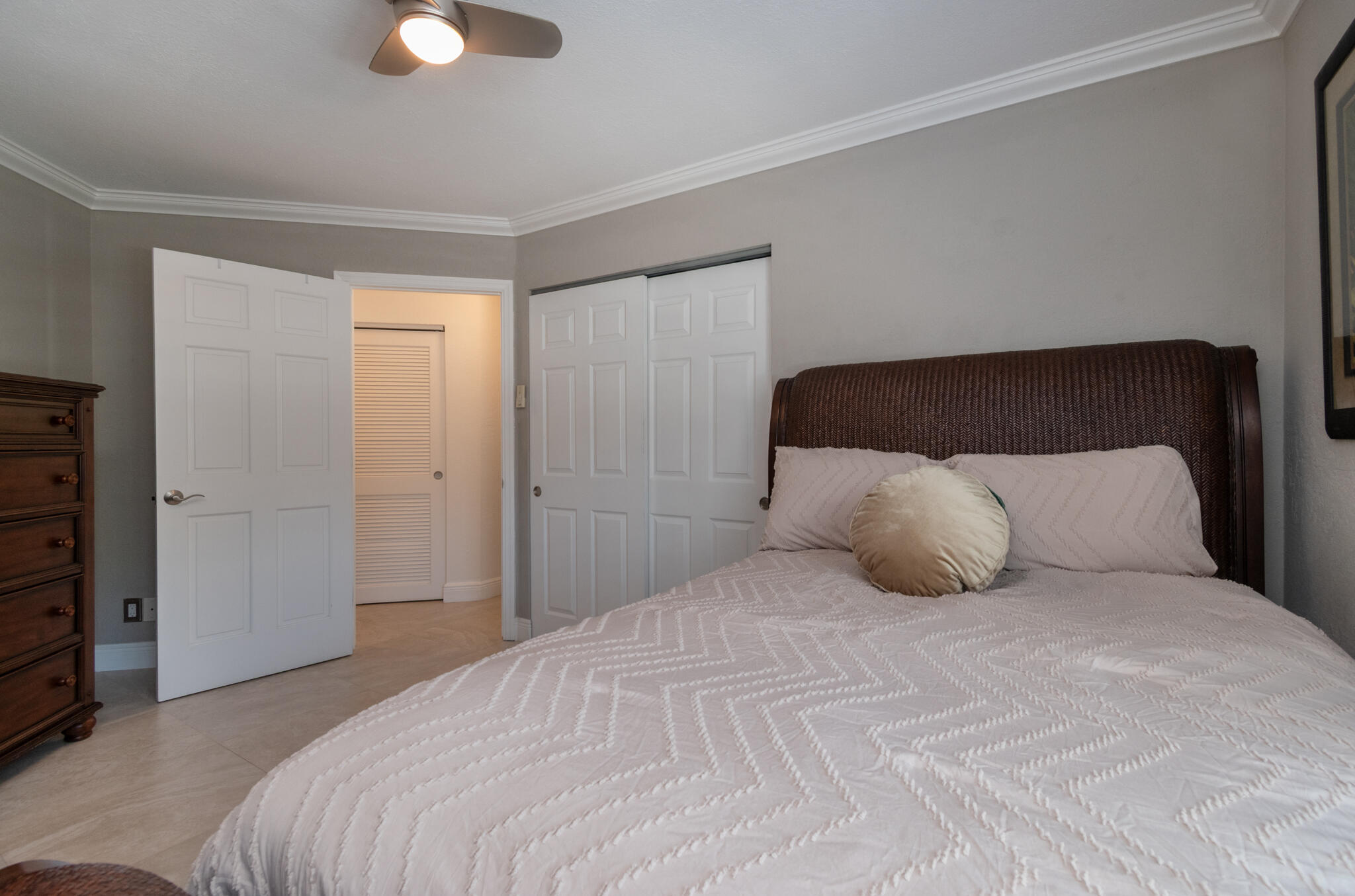 1227 Seagrape Weston, FL 33326