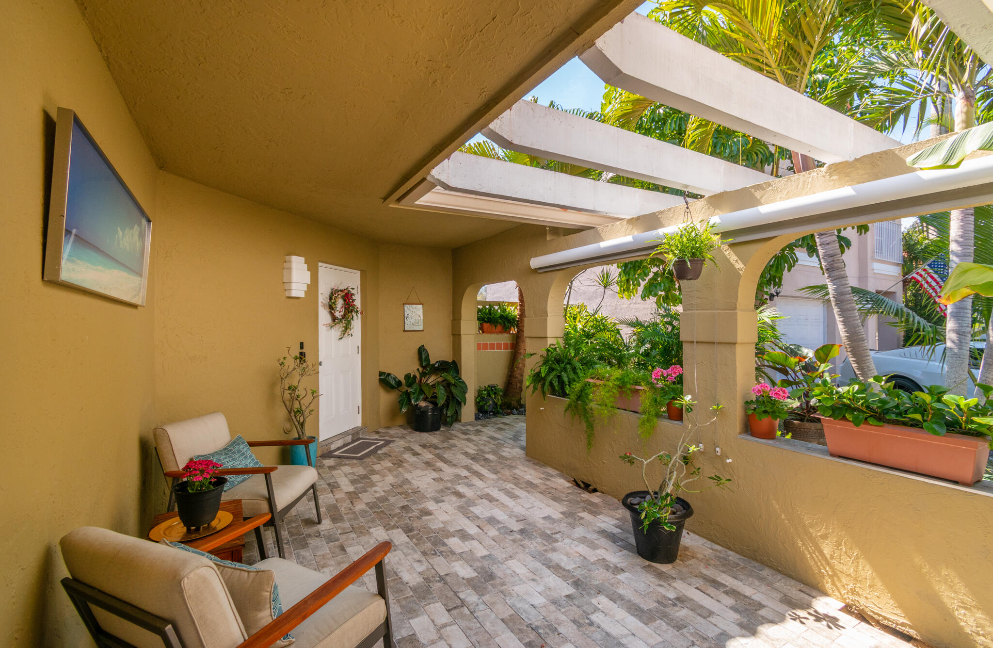 1227 Seagrape Weston, FL 33326