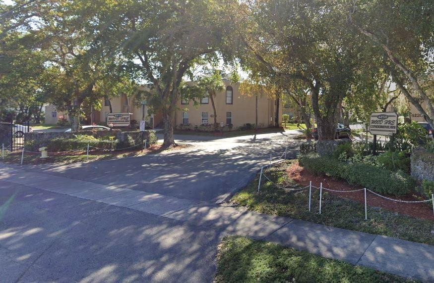 4221 NW 19th #285