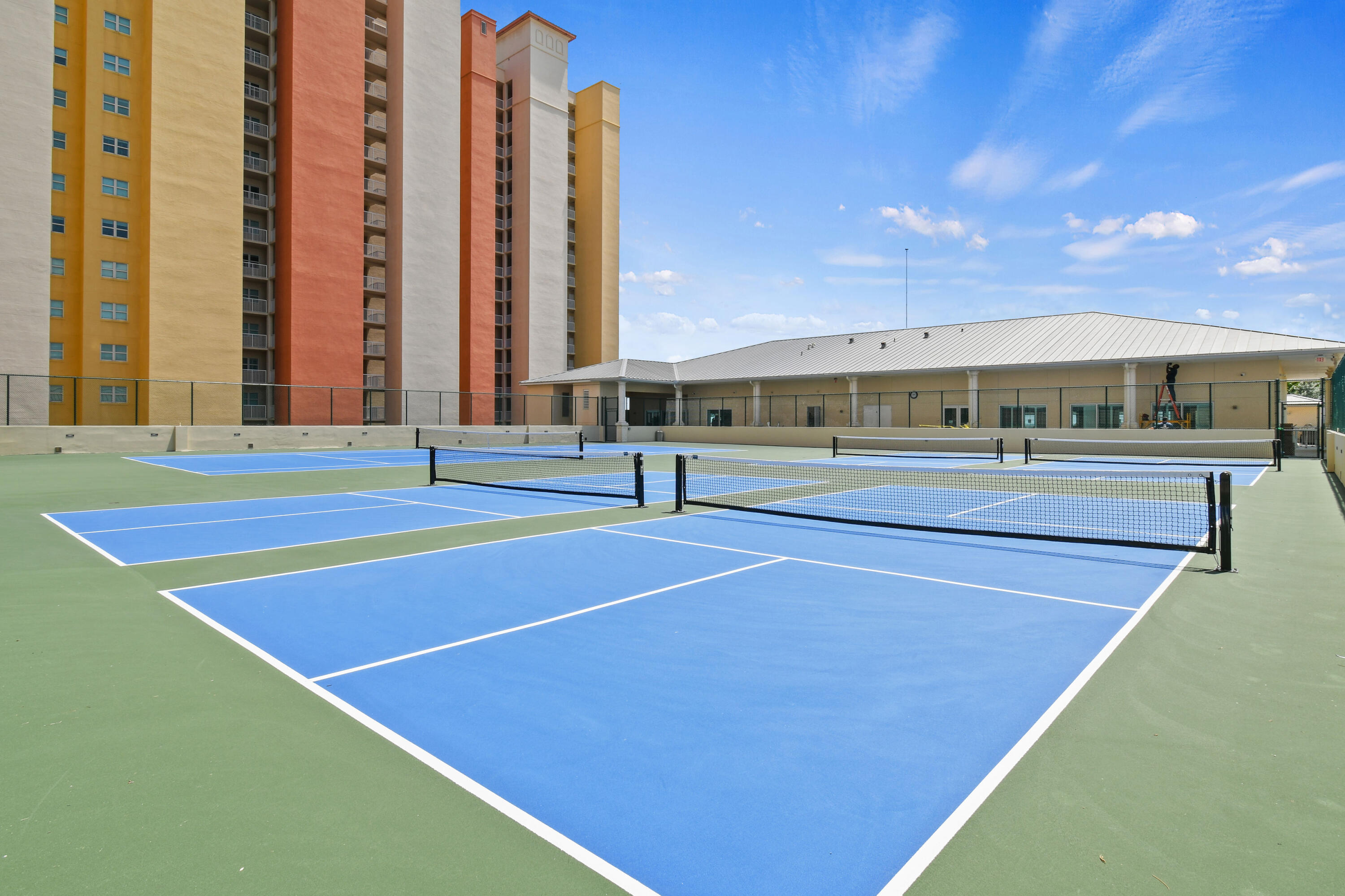 2650 Lake Shr #106 Riviera Beach, FL 33404