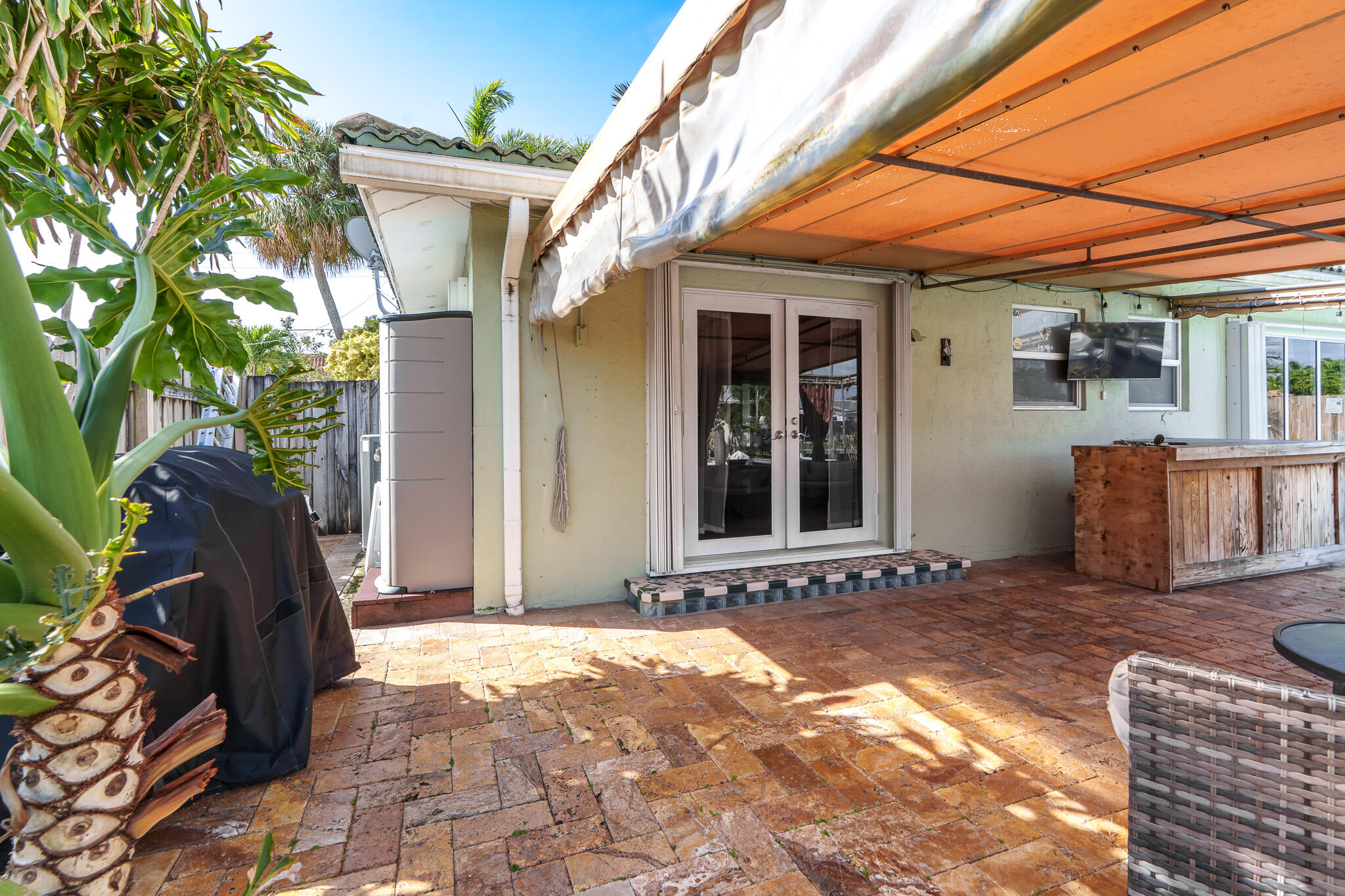 101 SE 14th Pompano Beach, FL 33060