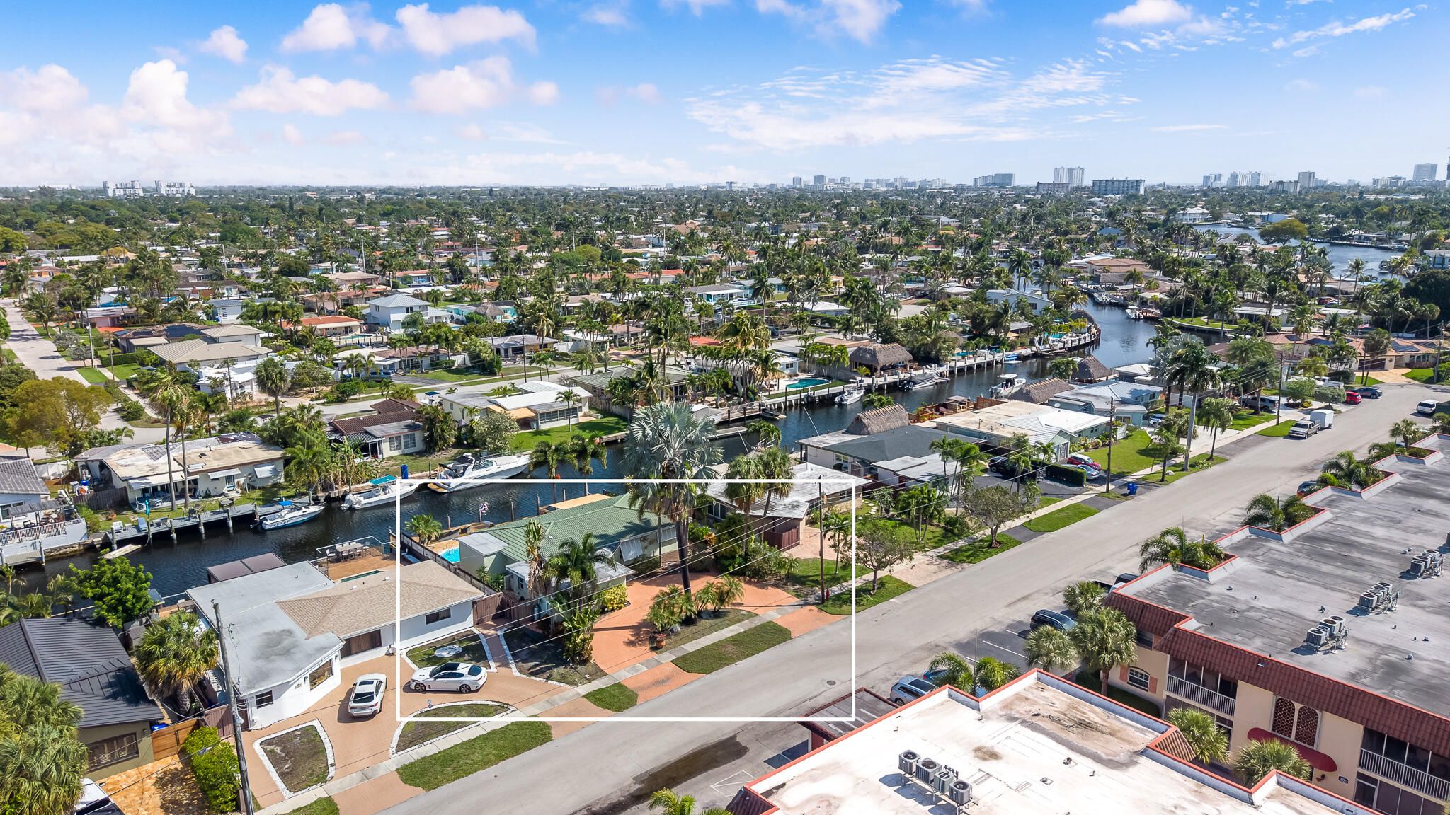 101 SE 14th Pompano Beach, FL 33060