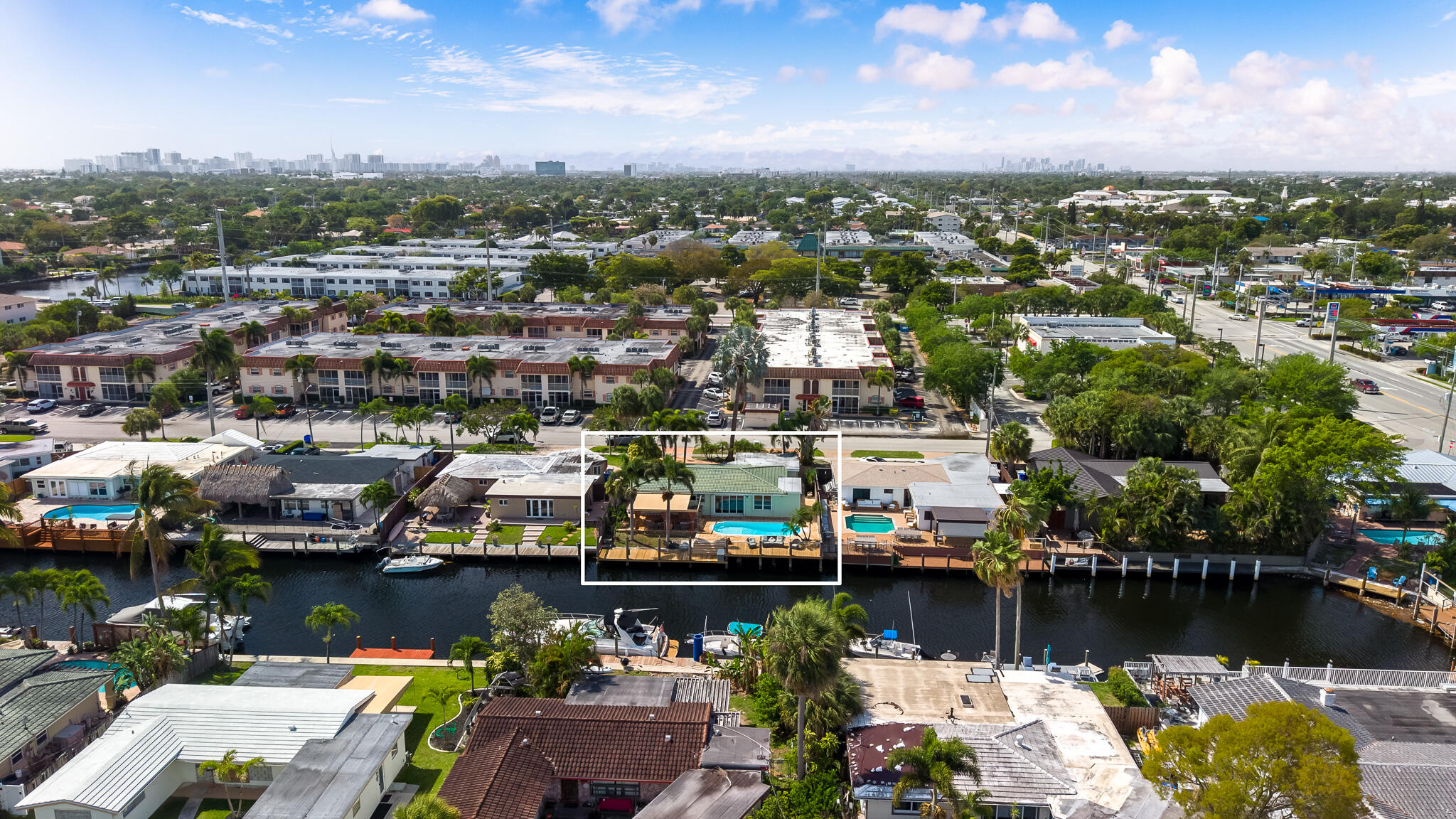 101 SE 14th Pompano Beach, FL 33060