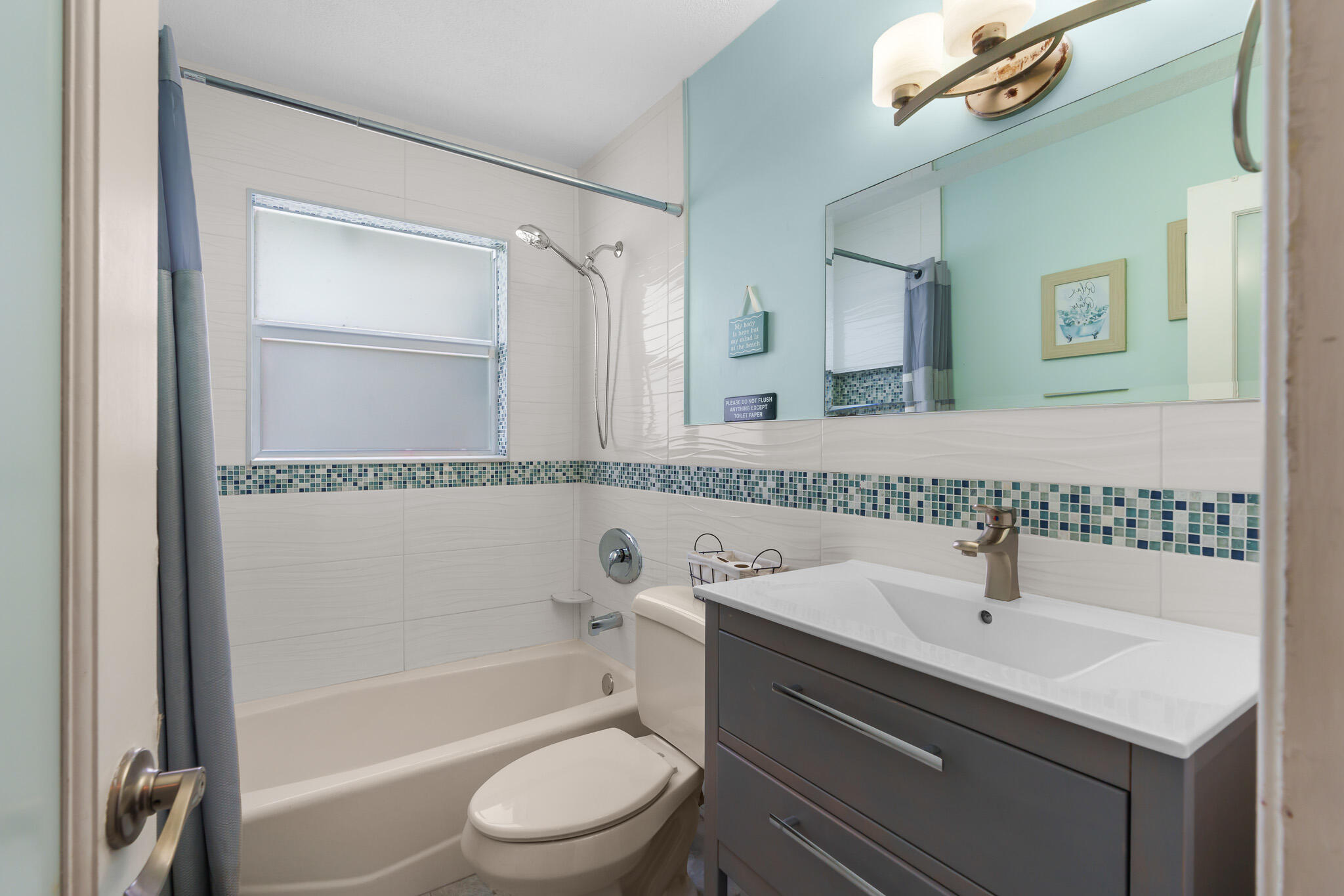 101 SE 14th Pompano Beach, FL 33060