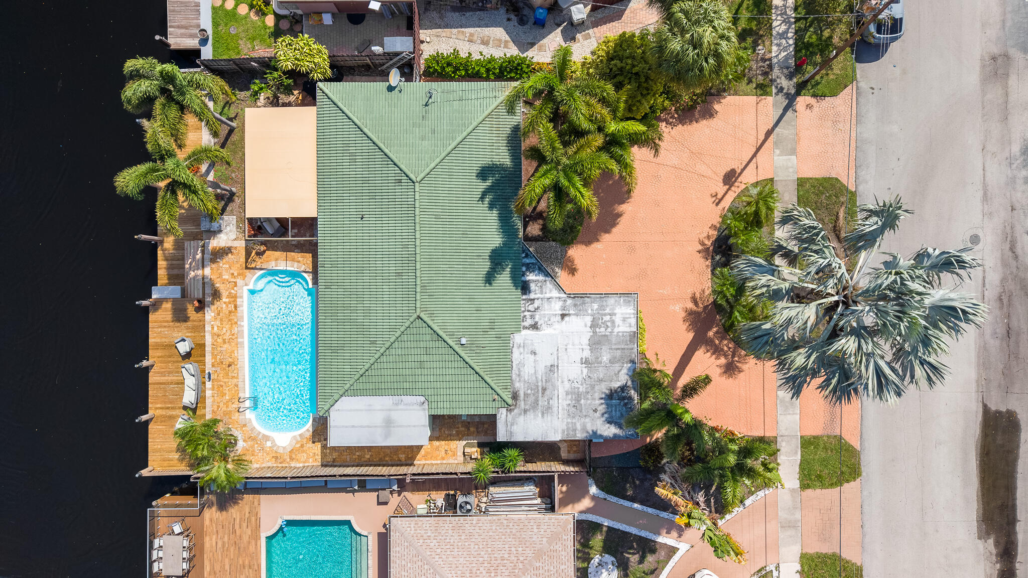 101 SE 14th Pompano Beach, FL 33060