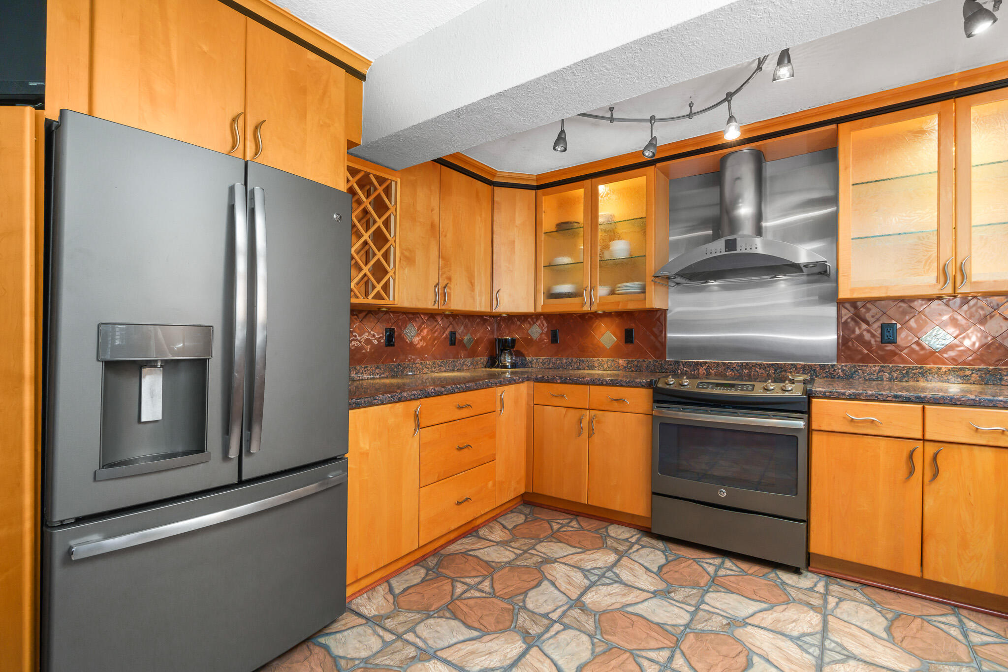 101 SE 14th Pompano Beach, FL 33060