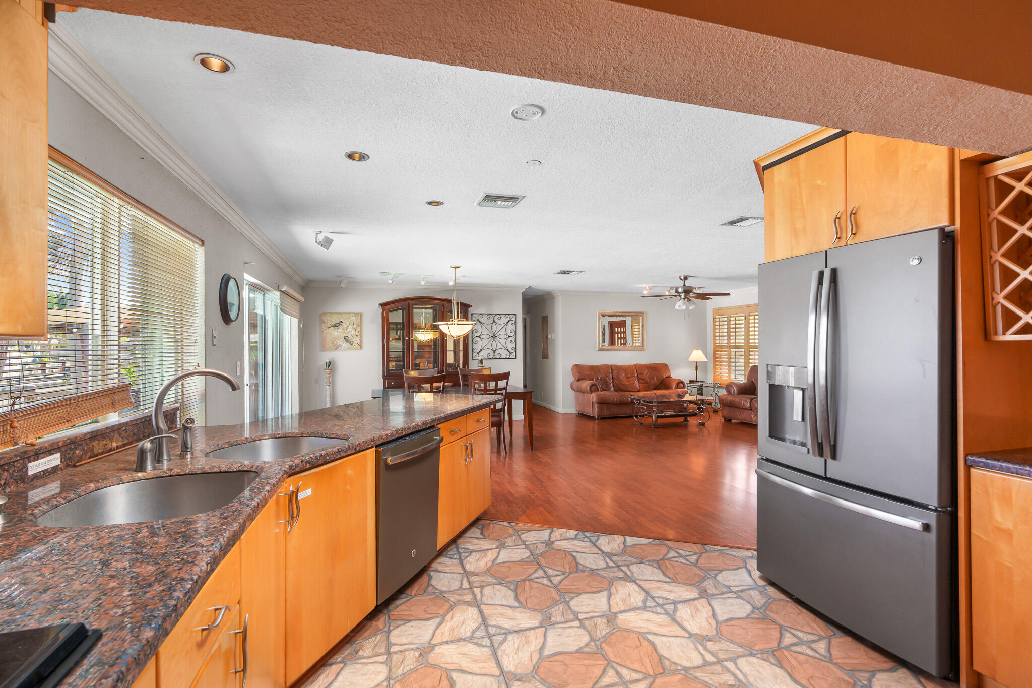 101 SE 14th Pompano Beach, FL 33060