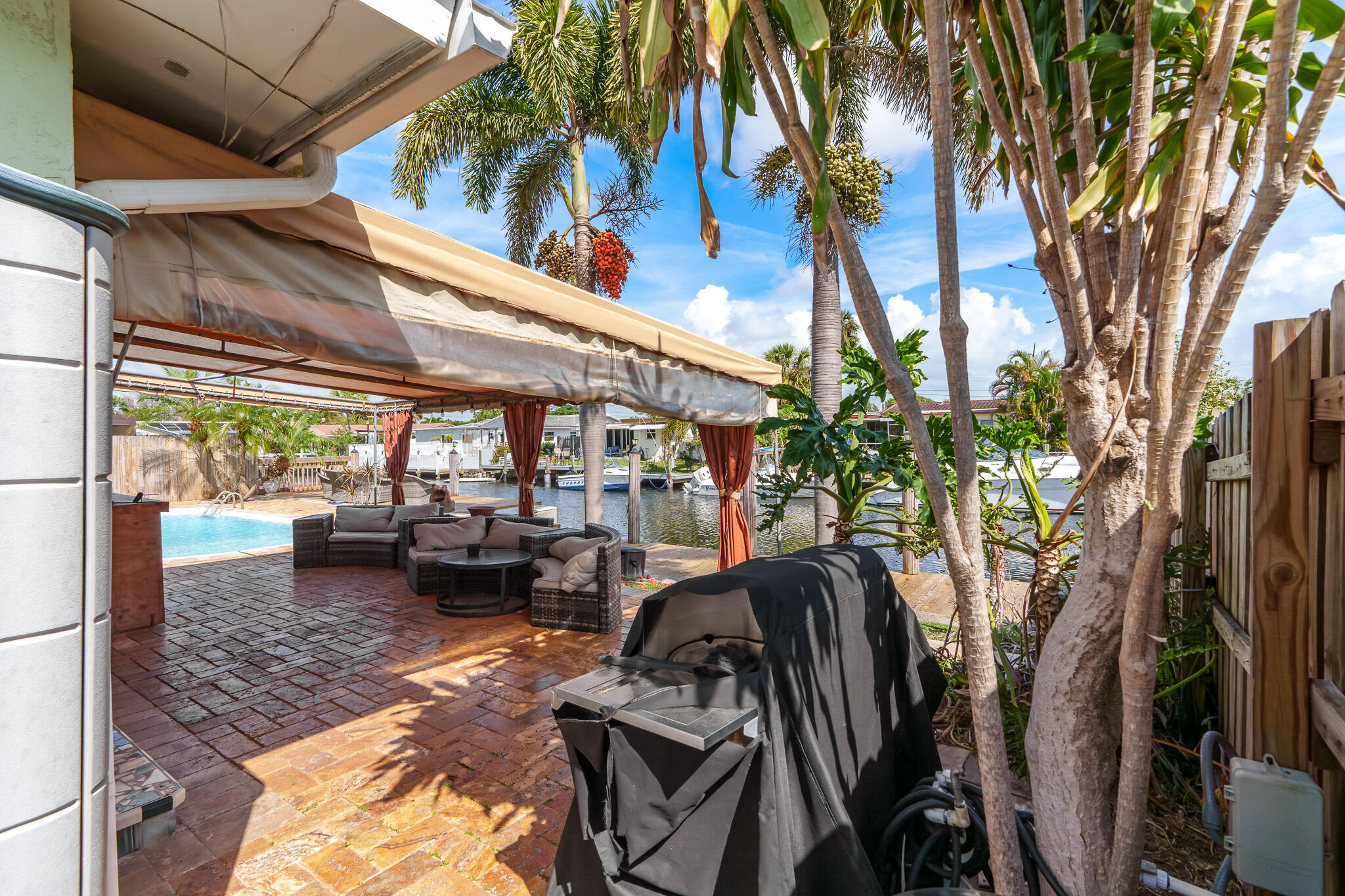 101 SE 14th Pompano Beach, FL 33060