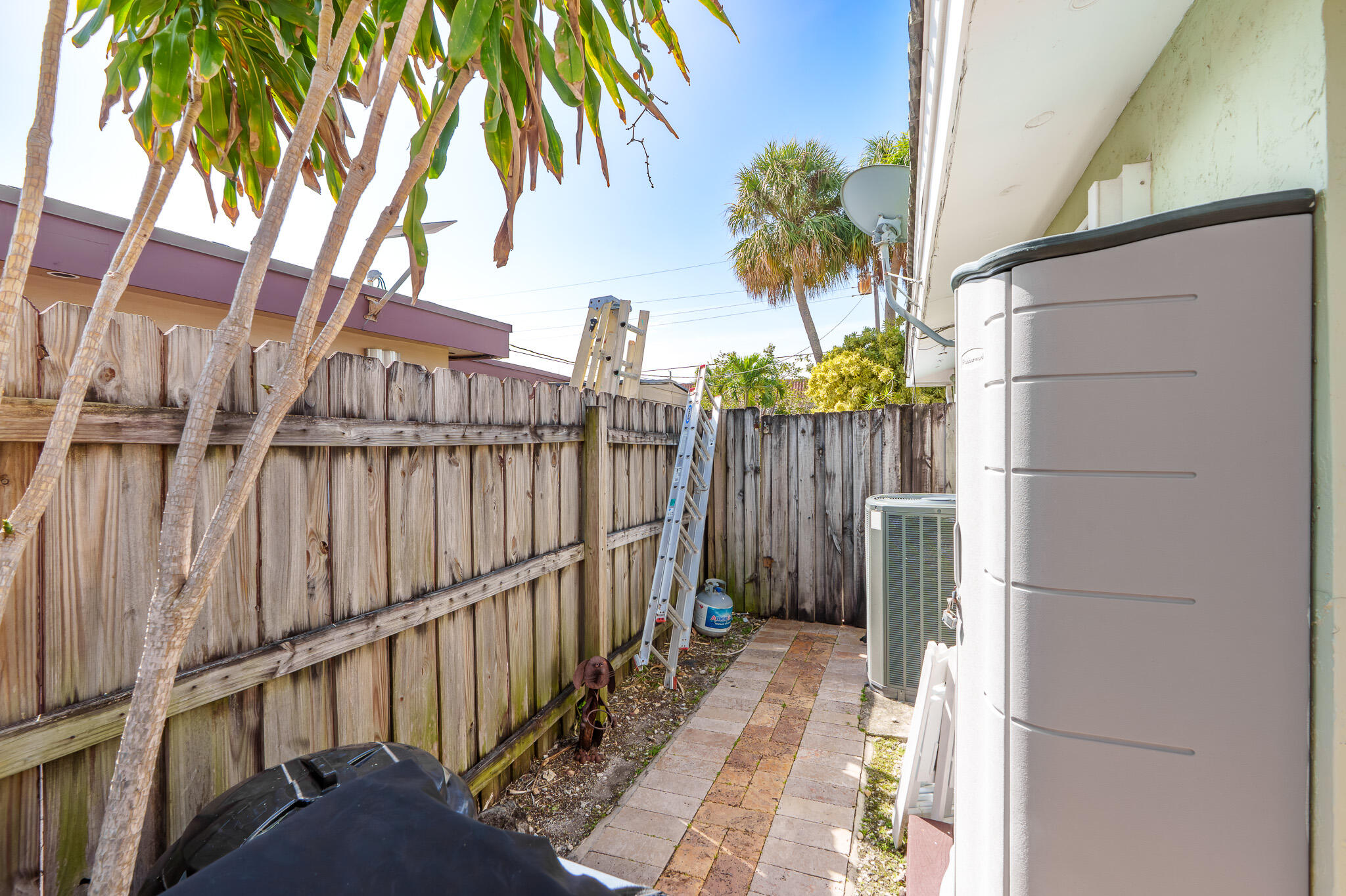 101 SE 14th Pompano Beach, FL 33060