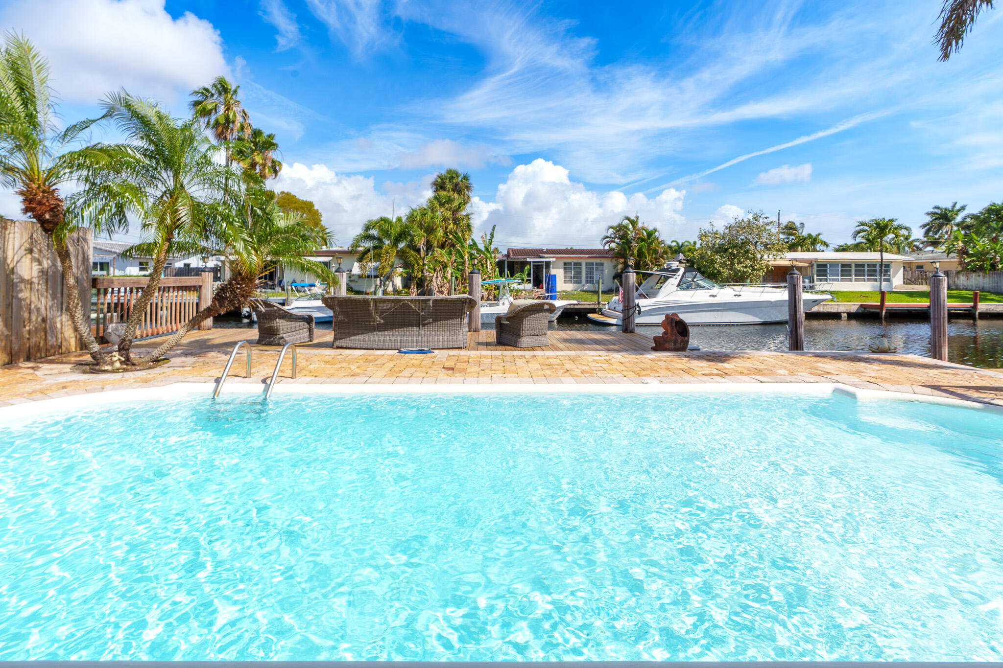 101 SE 14th Pompano Beach, FL 33060