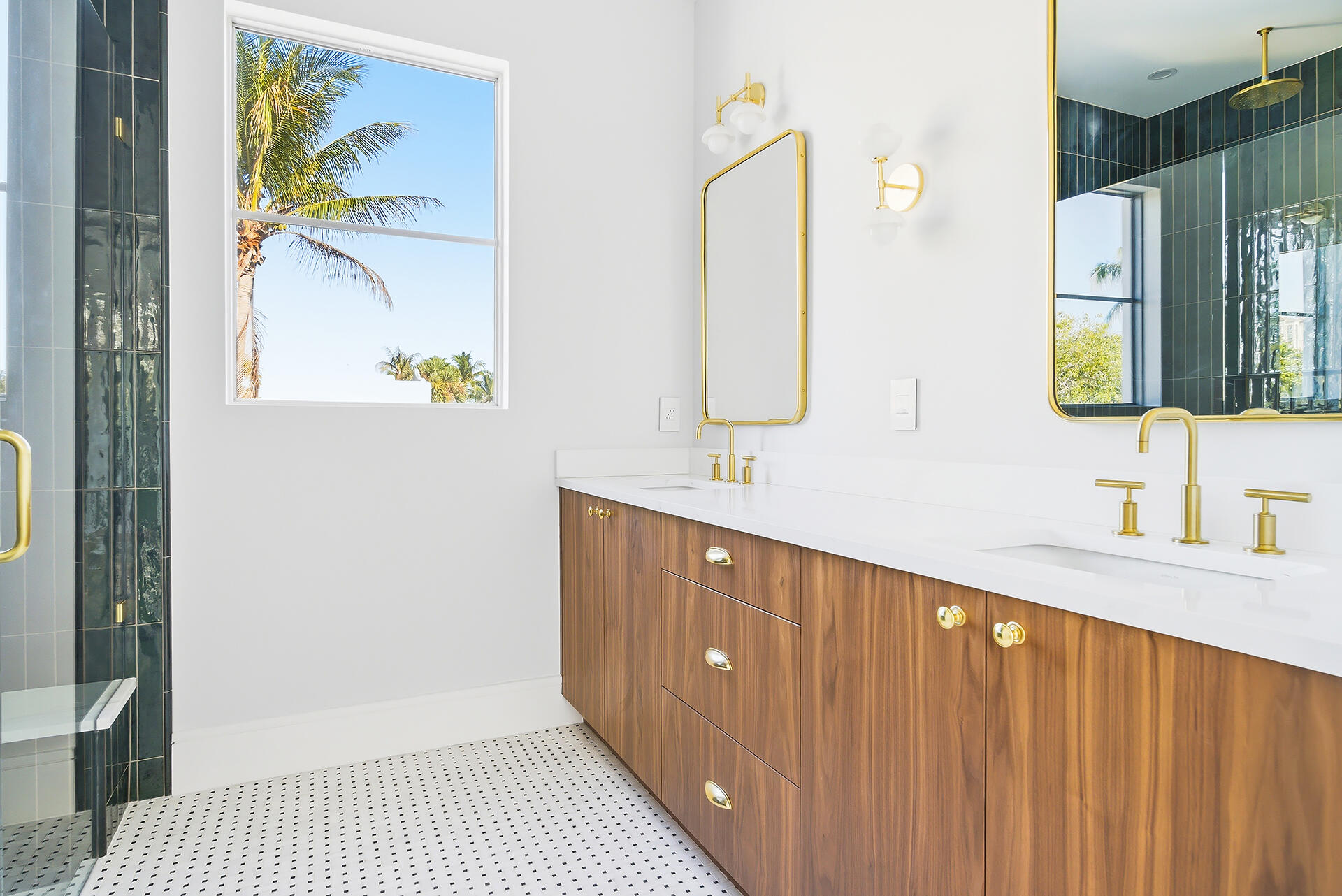 785 Park West Palm Beach, FL 33401