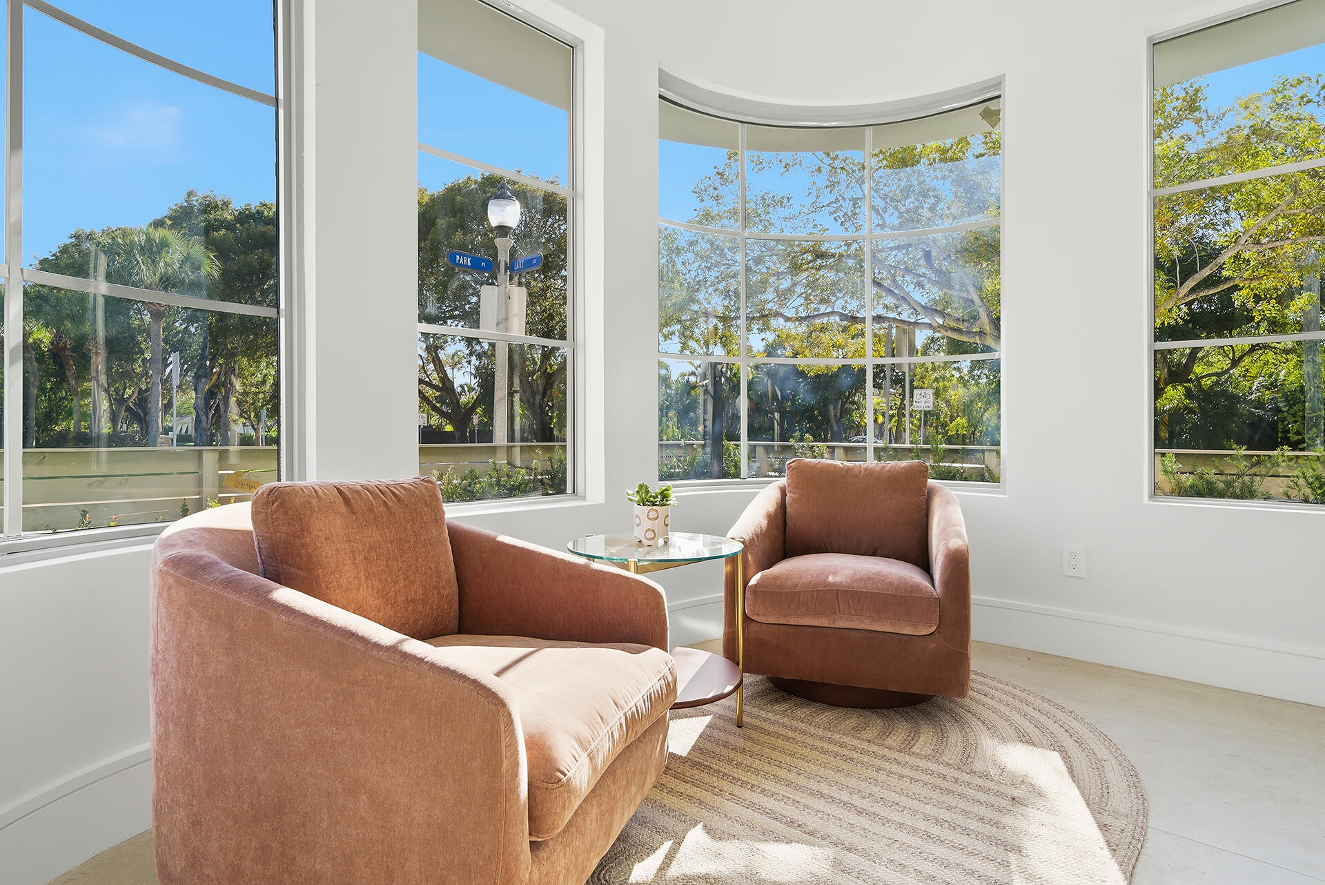 785 Park West Palm Beach, FL 33401