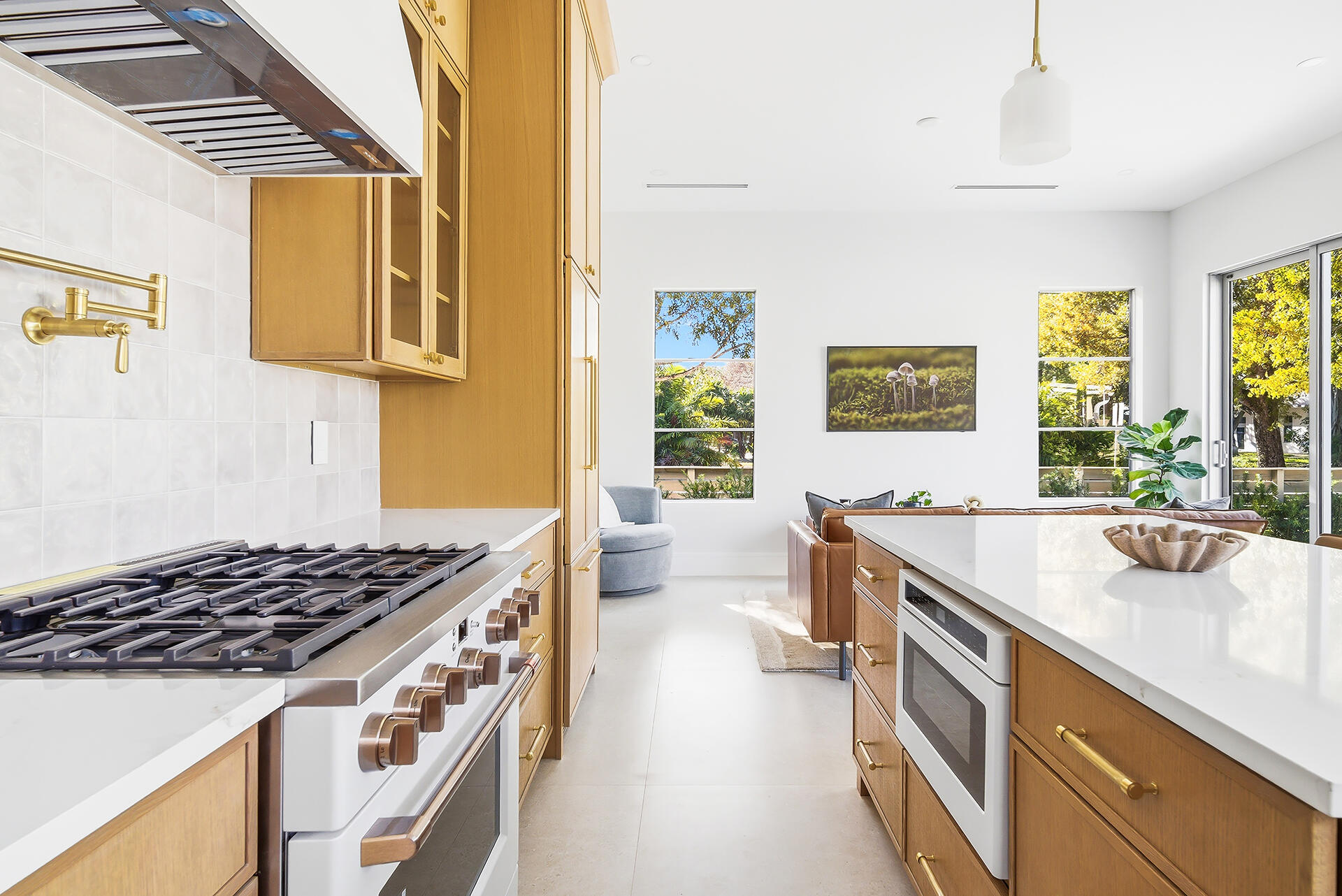 785 Park West Palm Beach, FL 33401