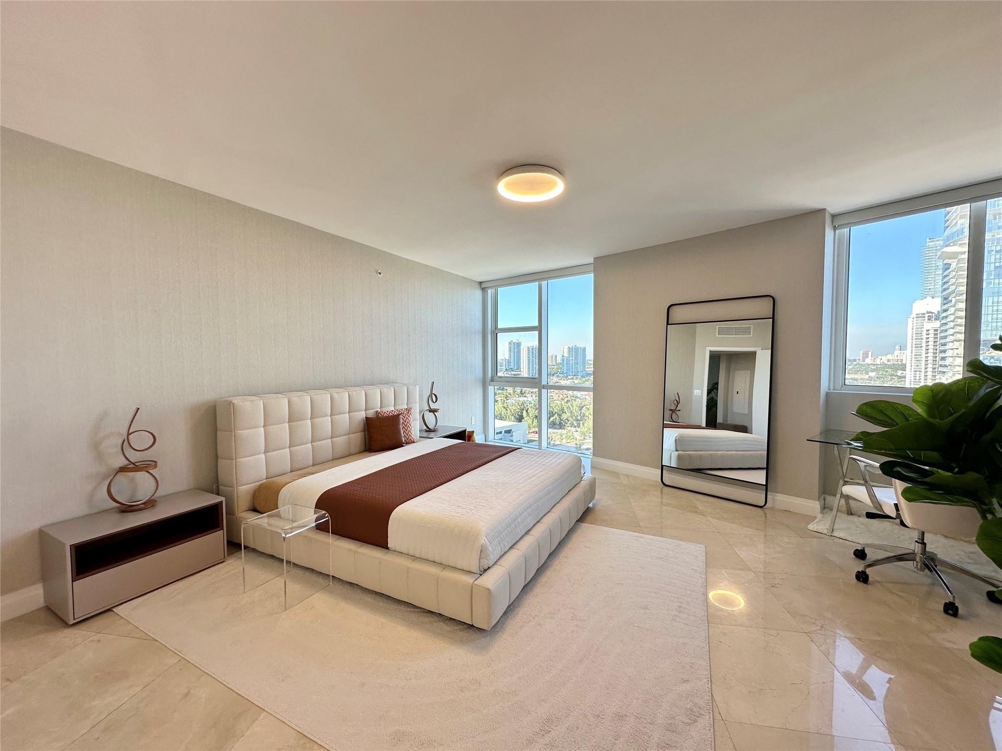 18201 Collins #1901 Sunny Isles Beach, FL 33160