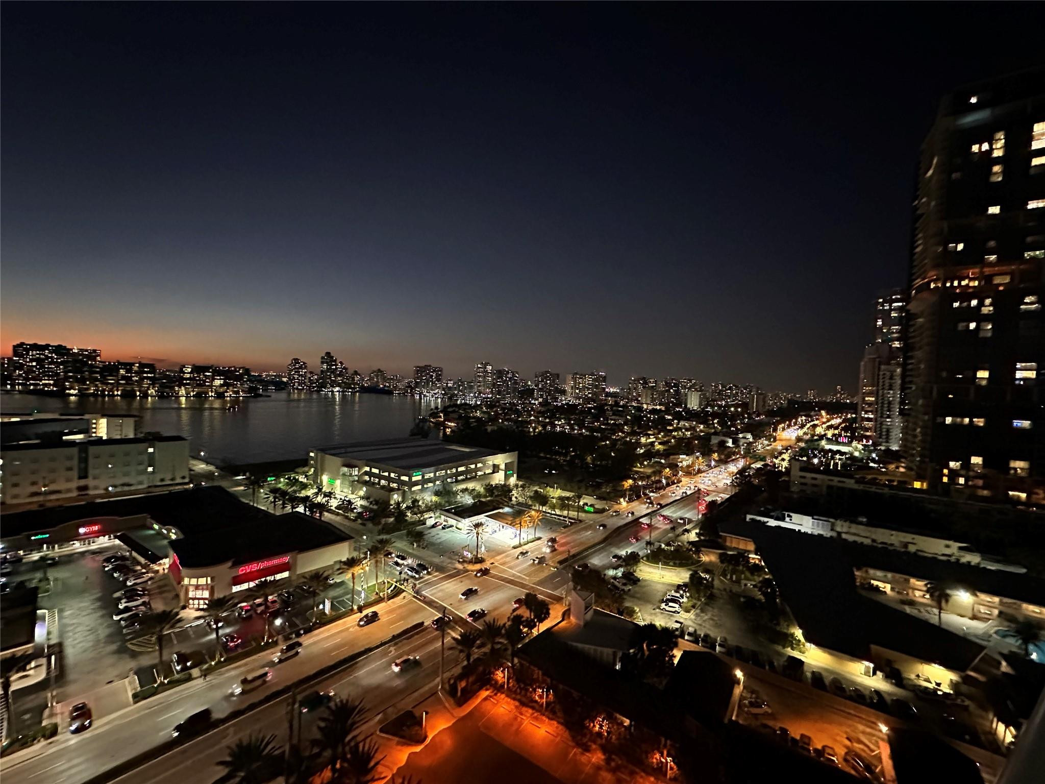 18201 Collins #1901 Sunny Isles Beach, FL 33160