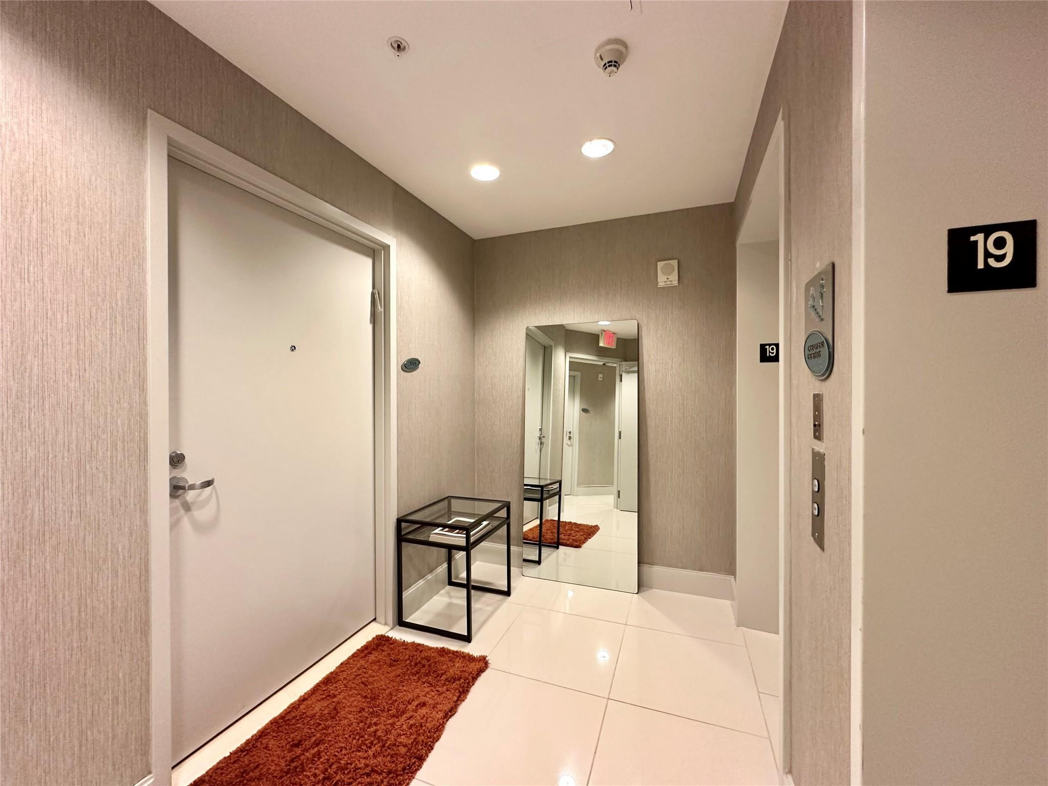 18201 Collins #1901 Sunny Isles Beach, FL 33160