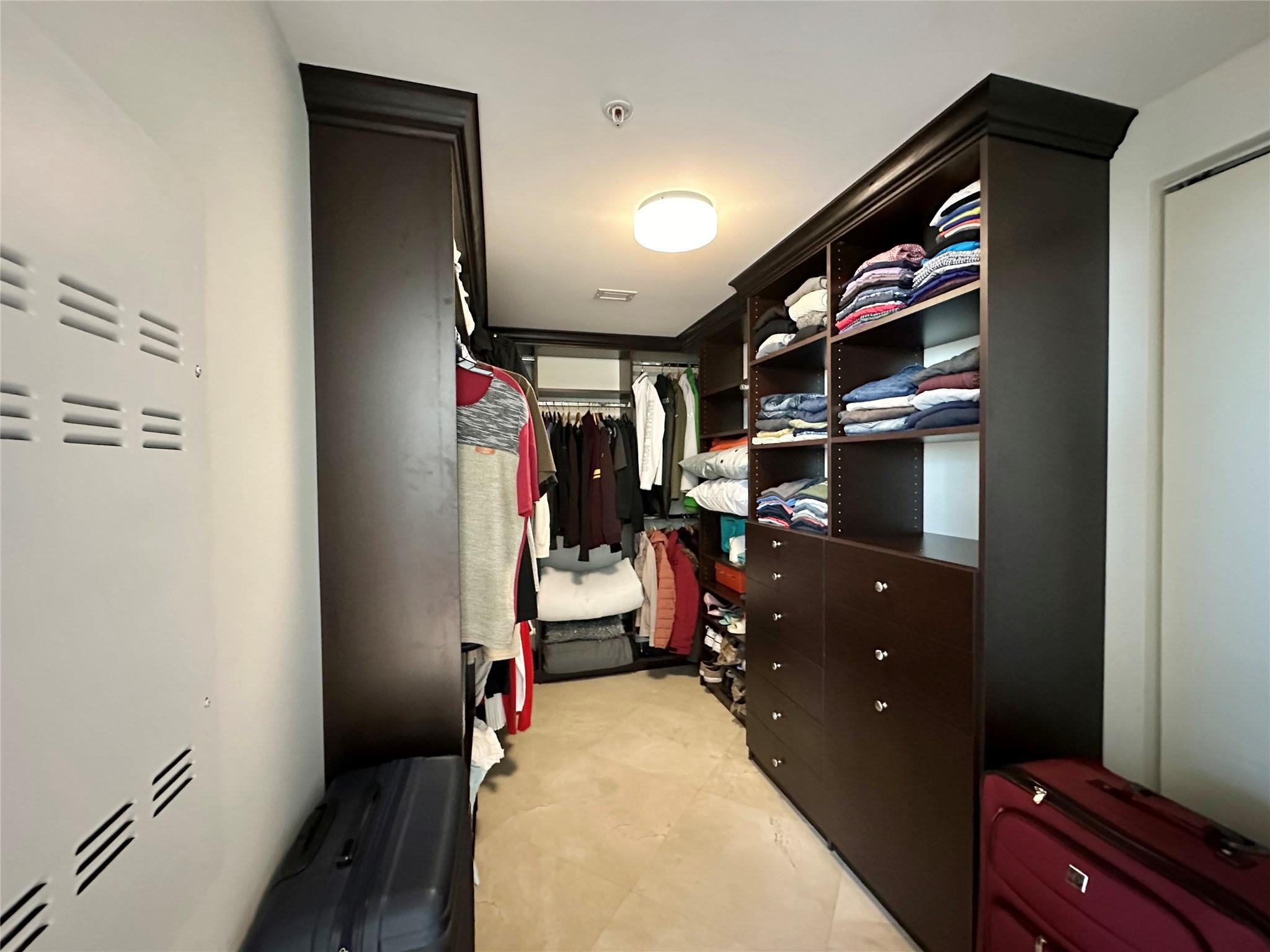 18201 Collins #1901 Sunny Isles Beach, FL 33160