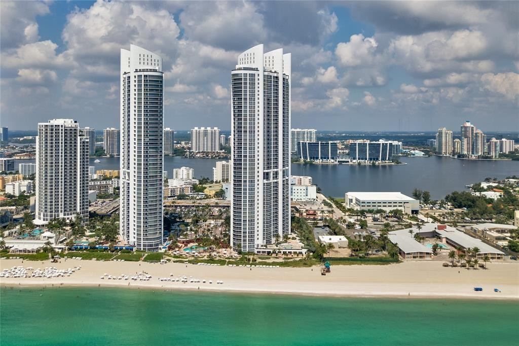 18201 Collins #1901 Sunny Isles Beach, FL 33160