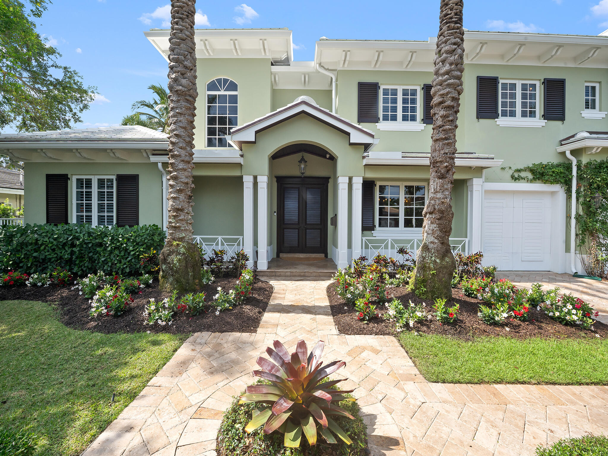 2856 NE 25th Fort Lauderdale, FL 33305