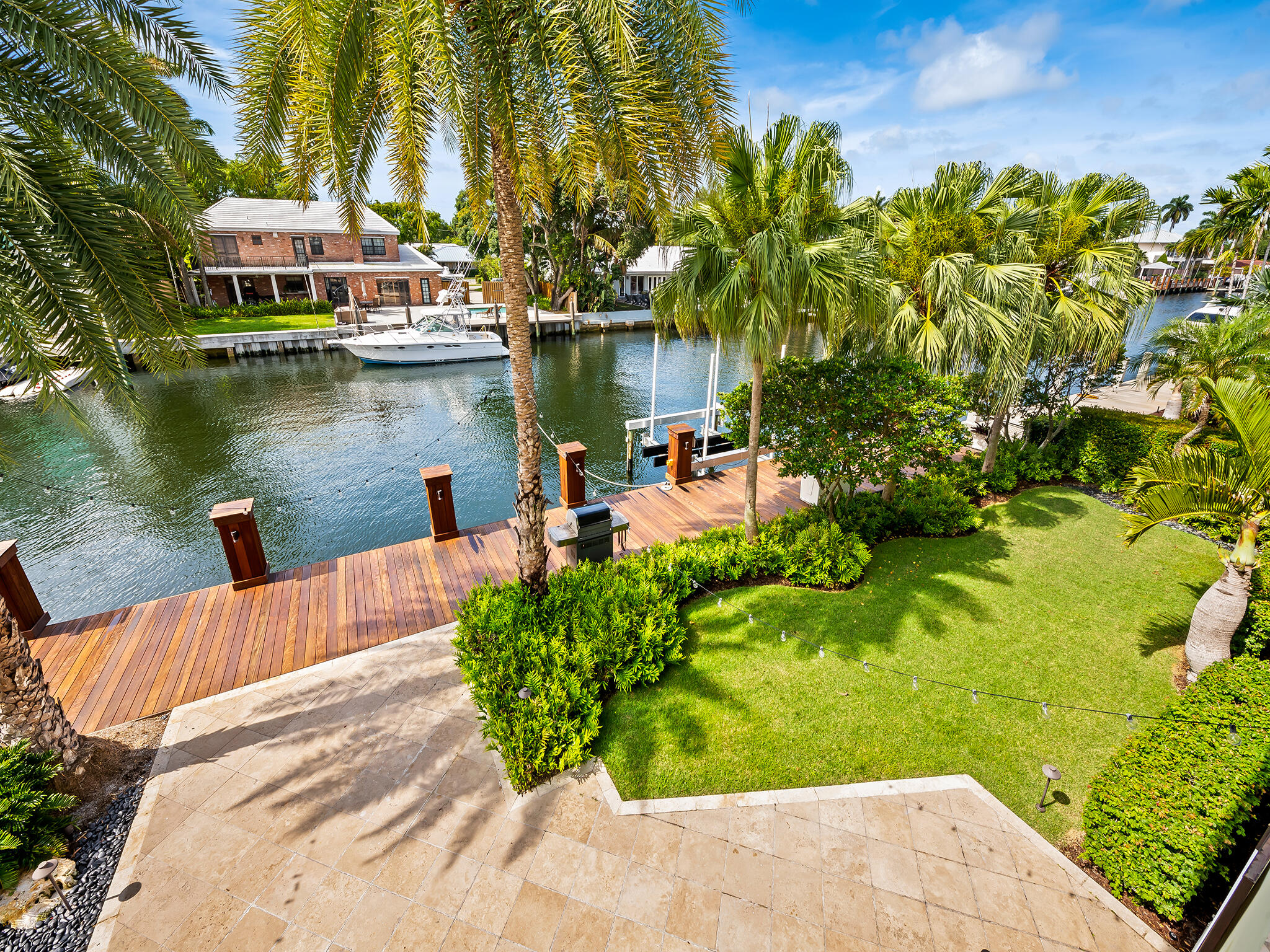 2856 NE 25th Fort Lauderdale, FL 33305