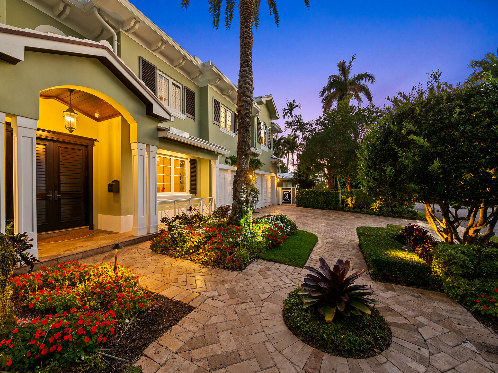 2856 NE 25th Fort Lauderdale, FL 33305
