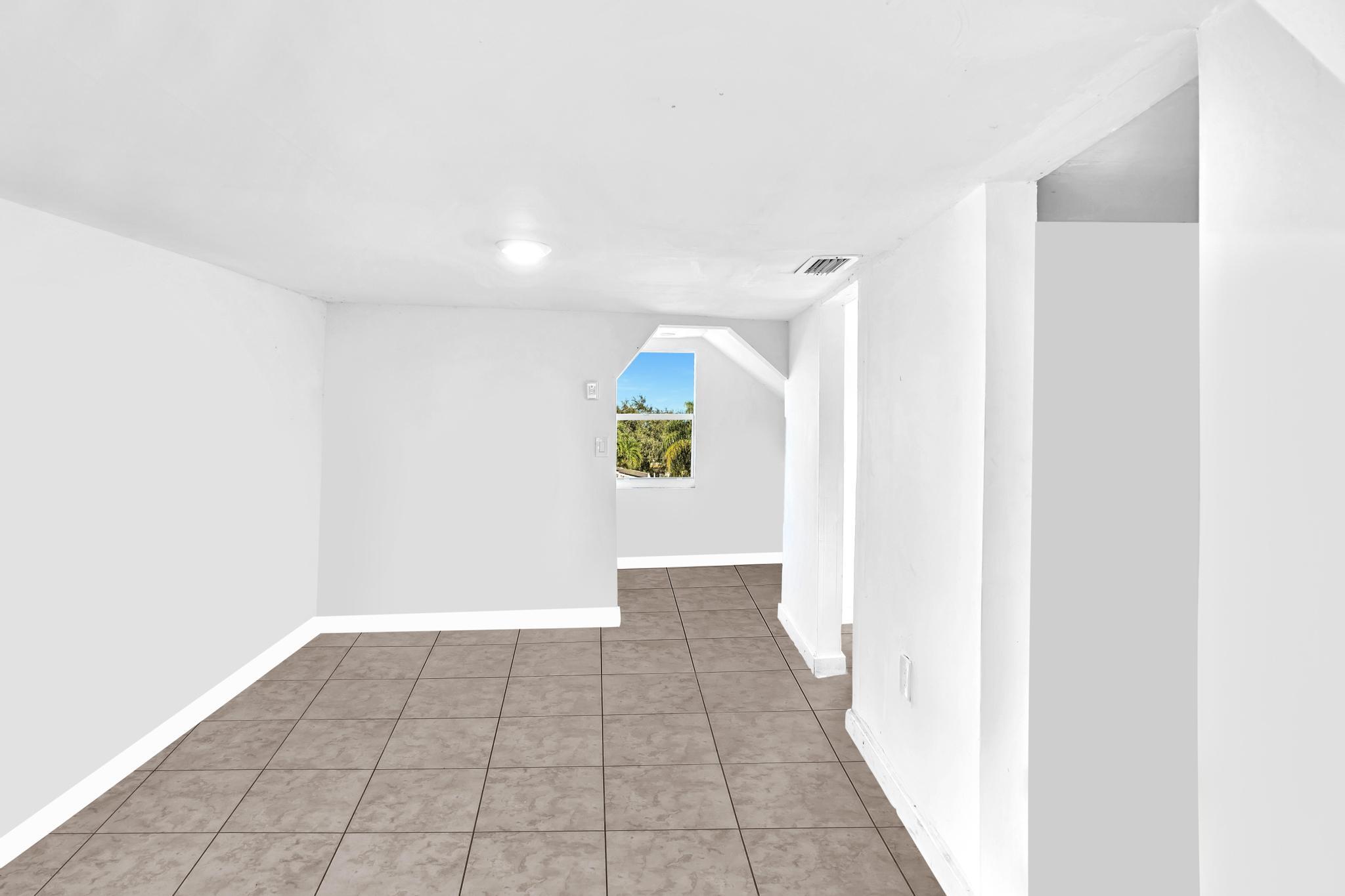 1713 NW 76th Miami, FL 33147