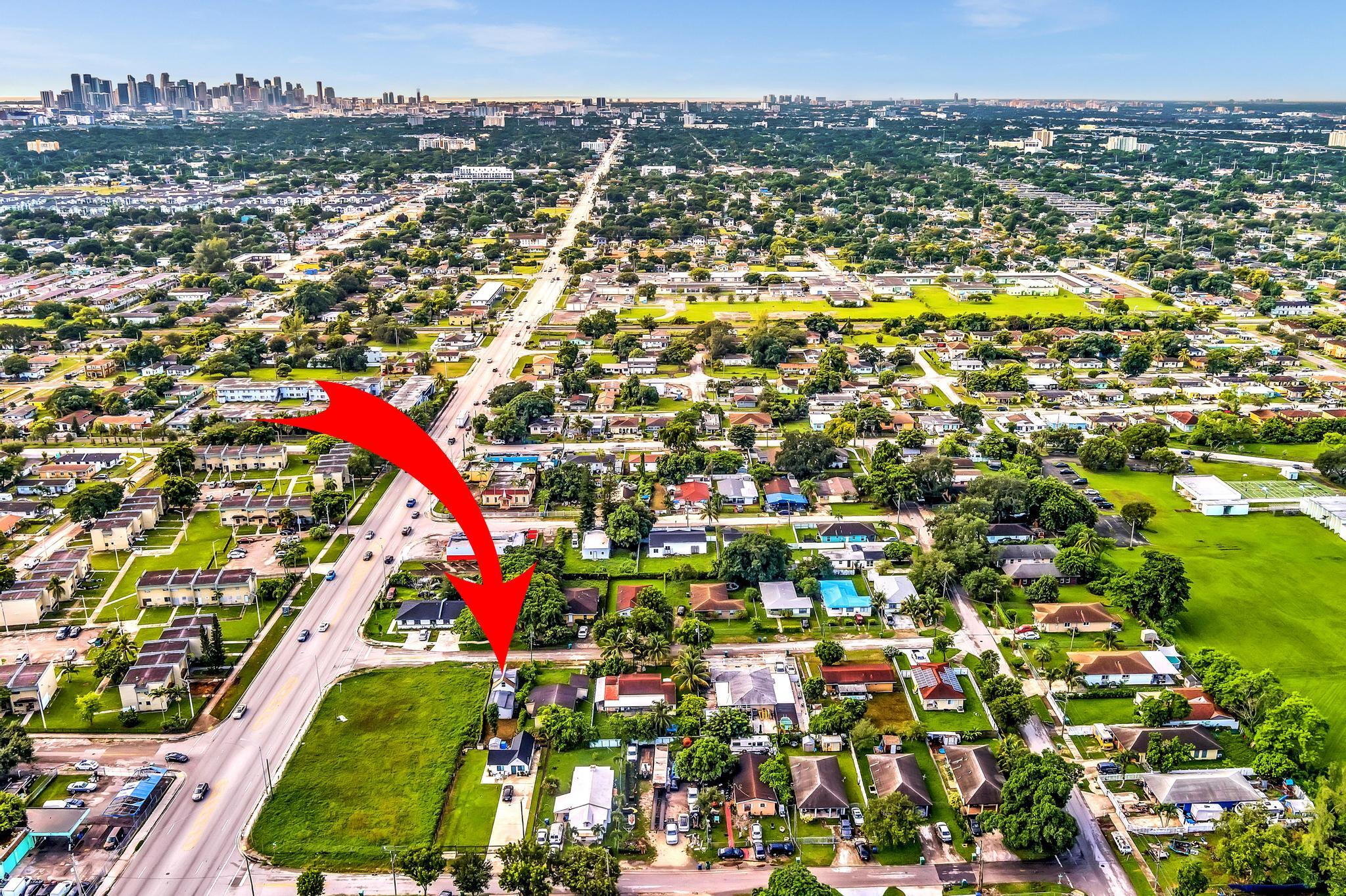 1713 NW 76th Miami, FL 33147