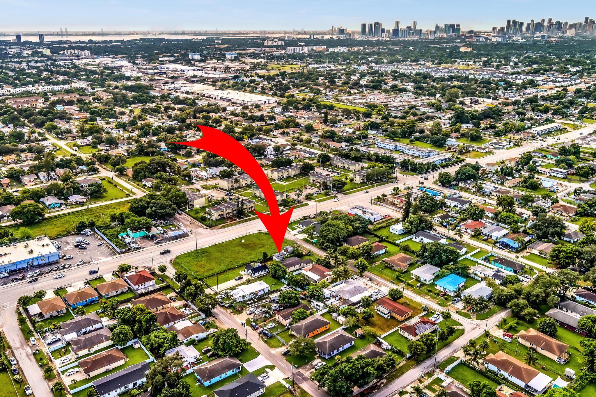 1713 NW 76th Miami, FL 33147