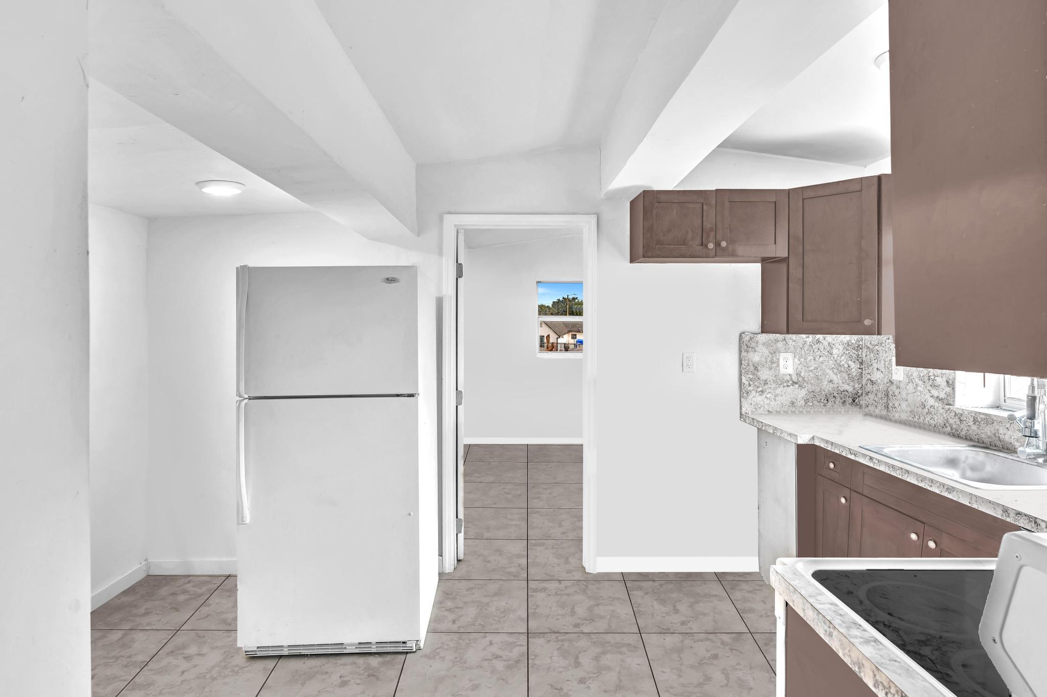 1713 NW 76th Miami, FL 33147