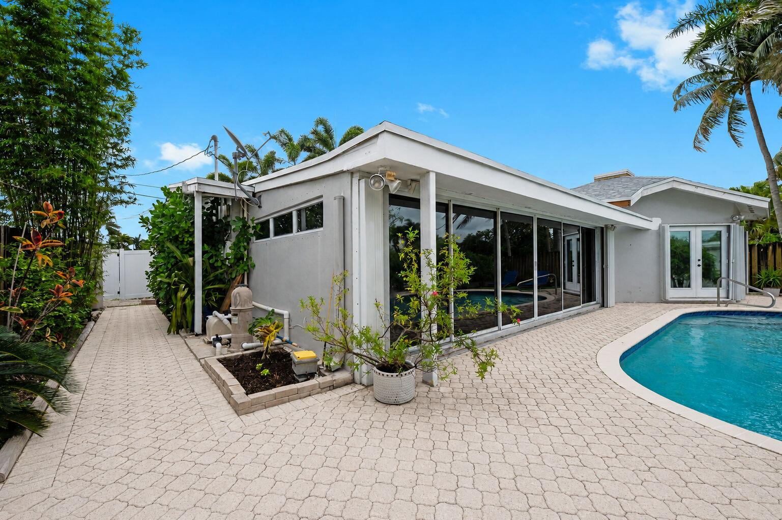 2625 Gulfstream Fort Lauderdale, FL 33312