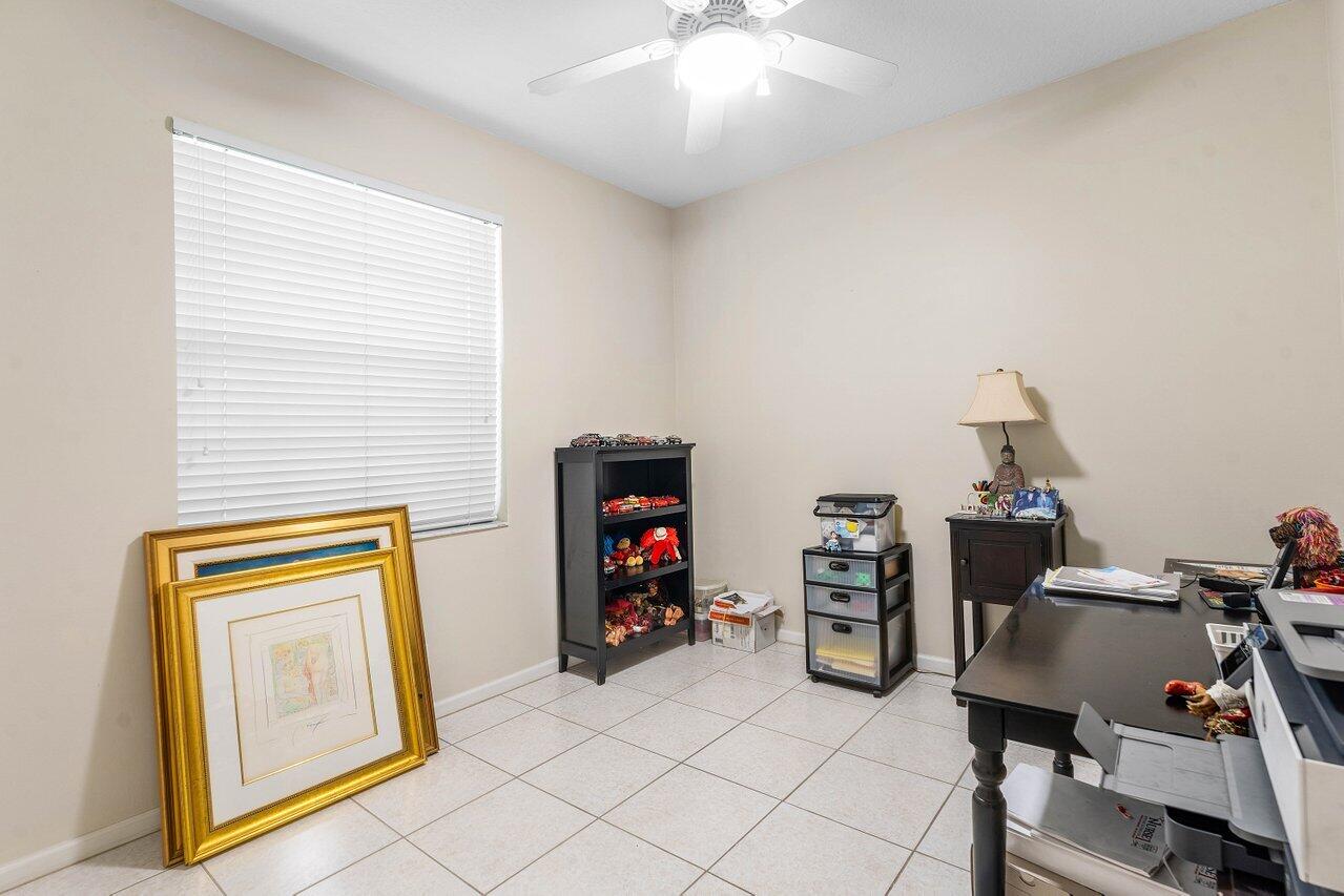 136 Hidden Holw Palm Beach Gardens, FL 33418