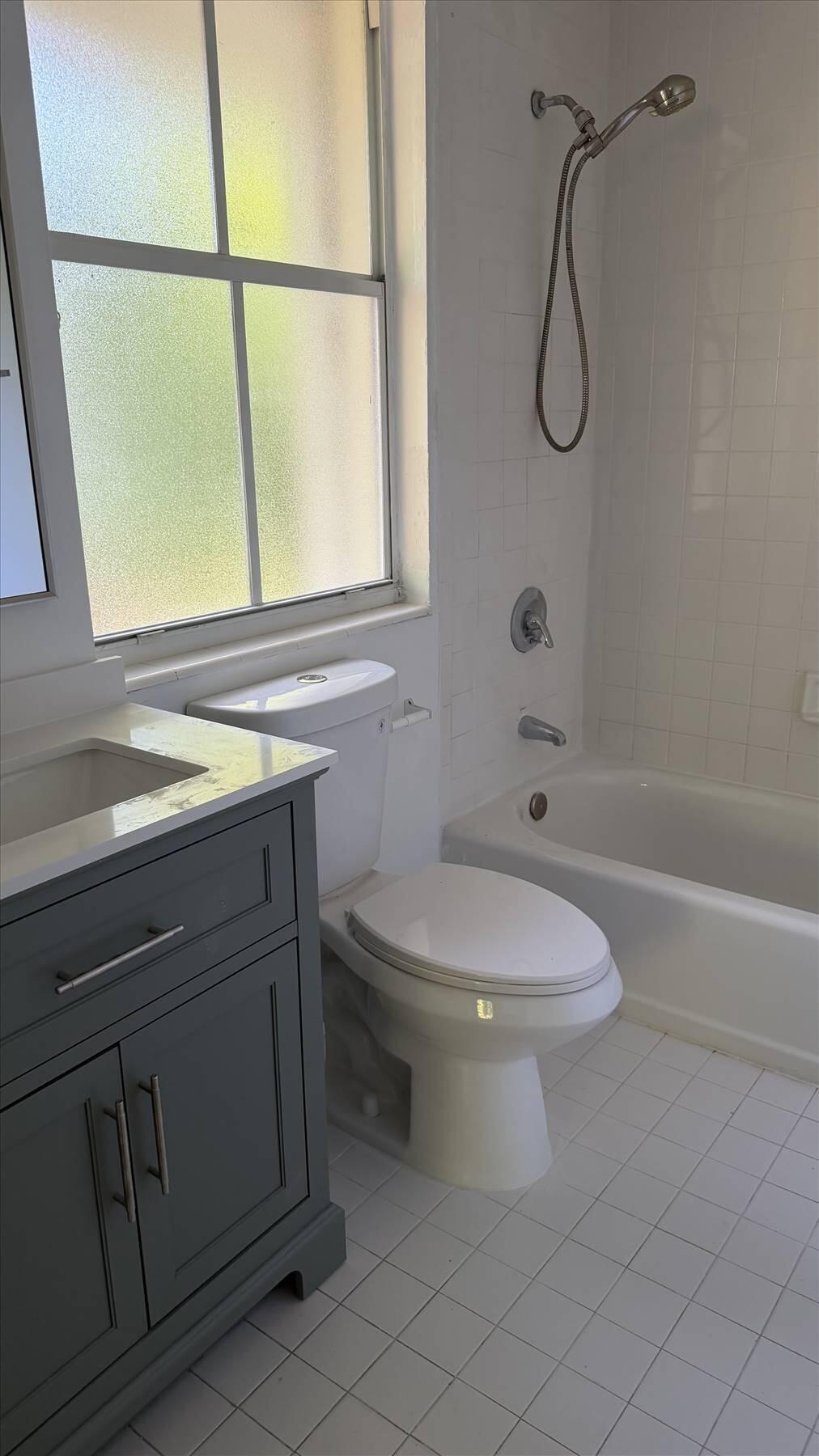 3611 SW 37th #19 Coconut Grove, FL 33133