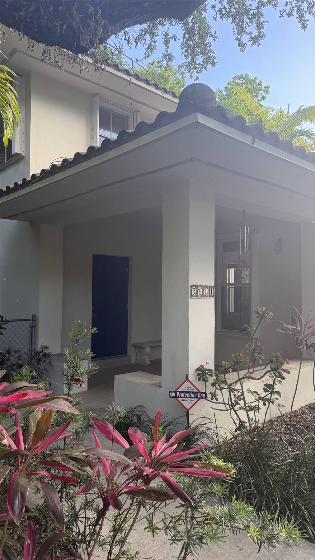 3611 SW 37th #19 Coconut Grove, FL 33133