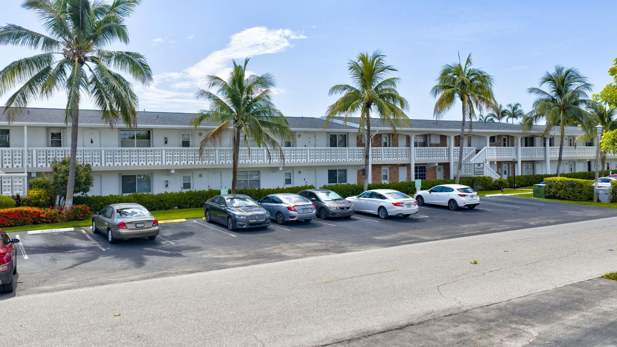 801 Pine Dr #12