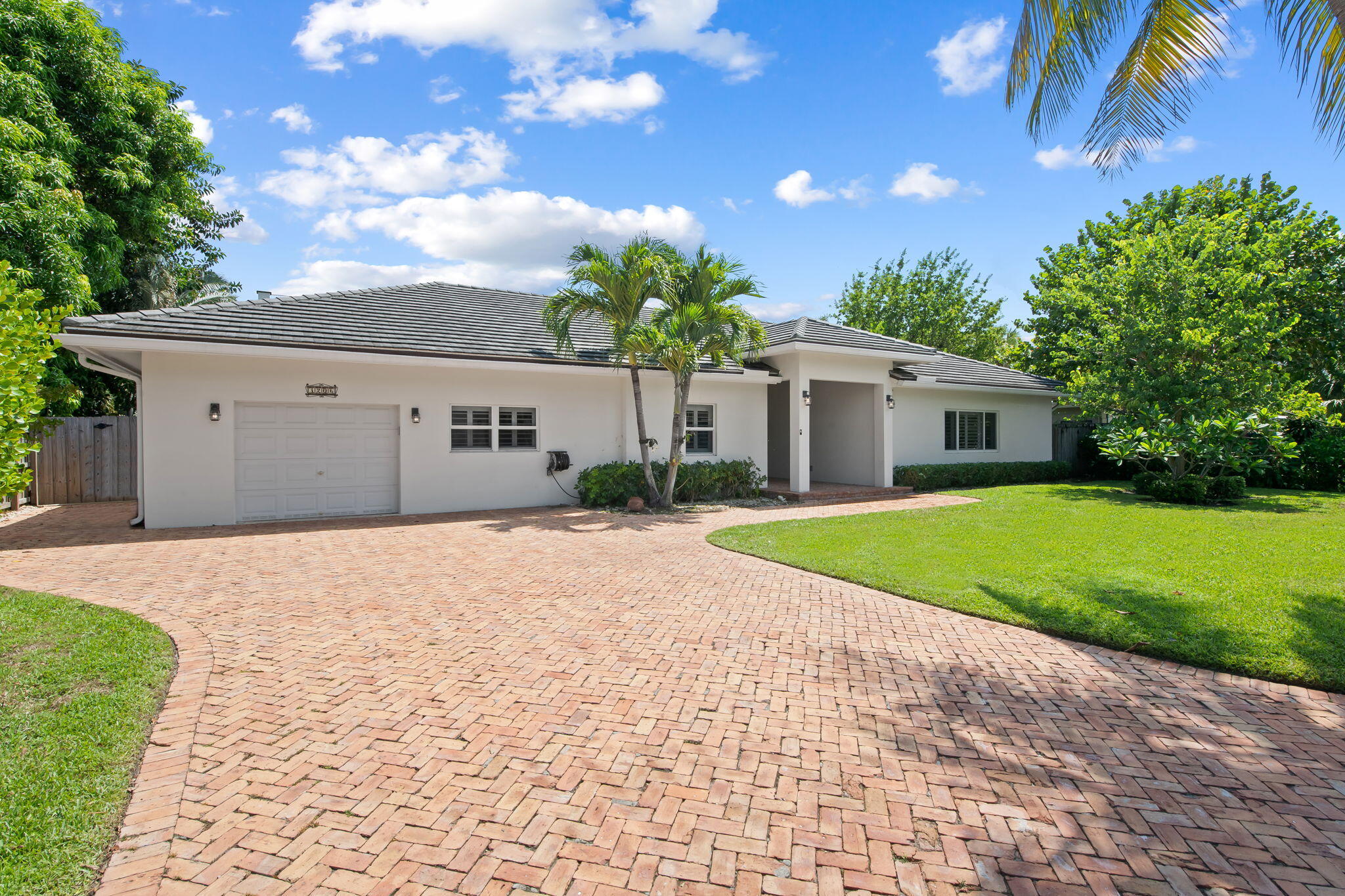 3206 Leigh Pompano Beach, FL 33062