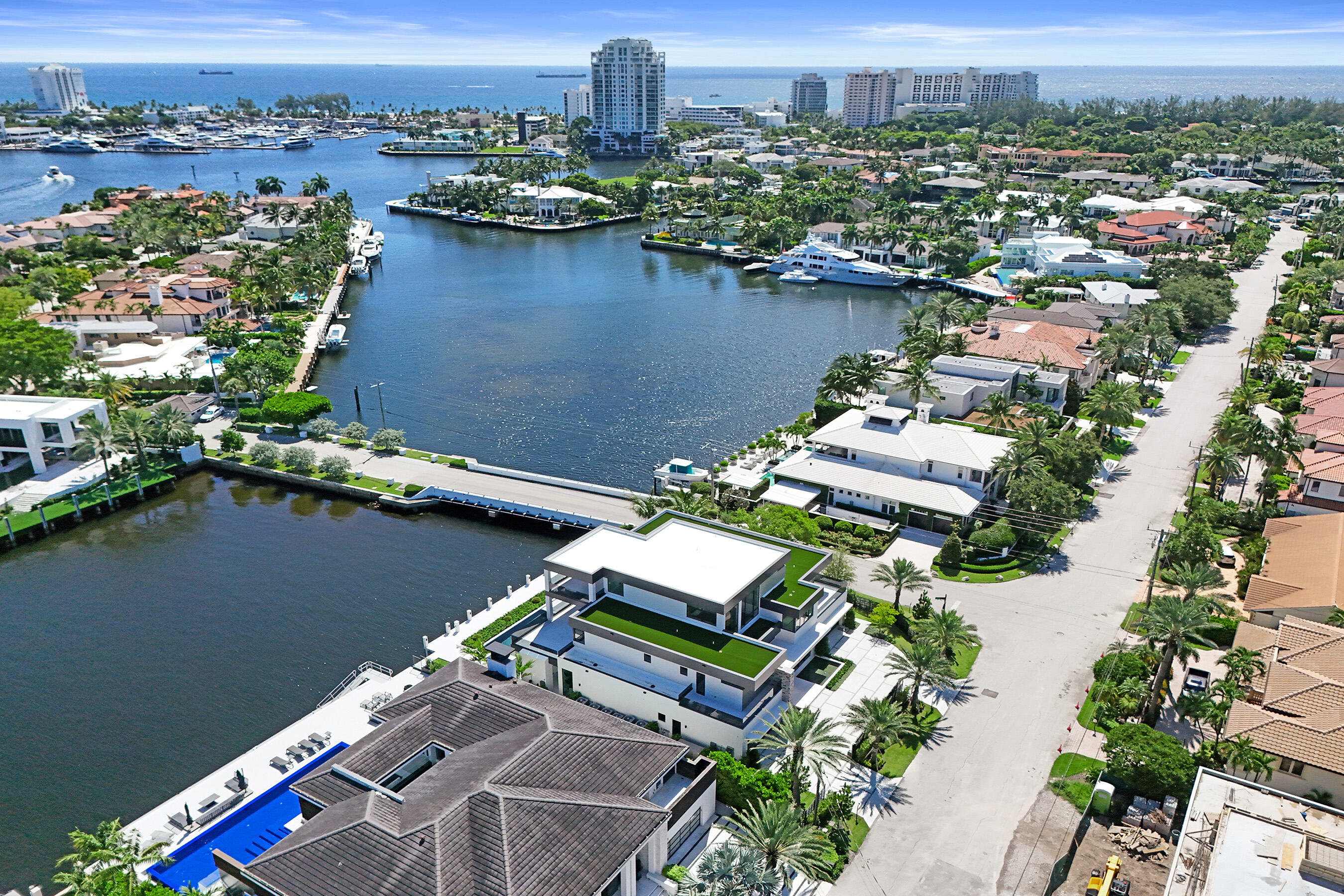 23 Isla Bahia Fort Lauderdale, FL 33316