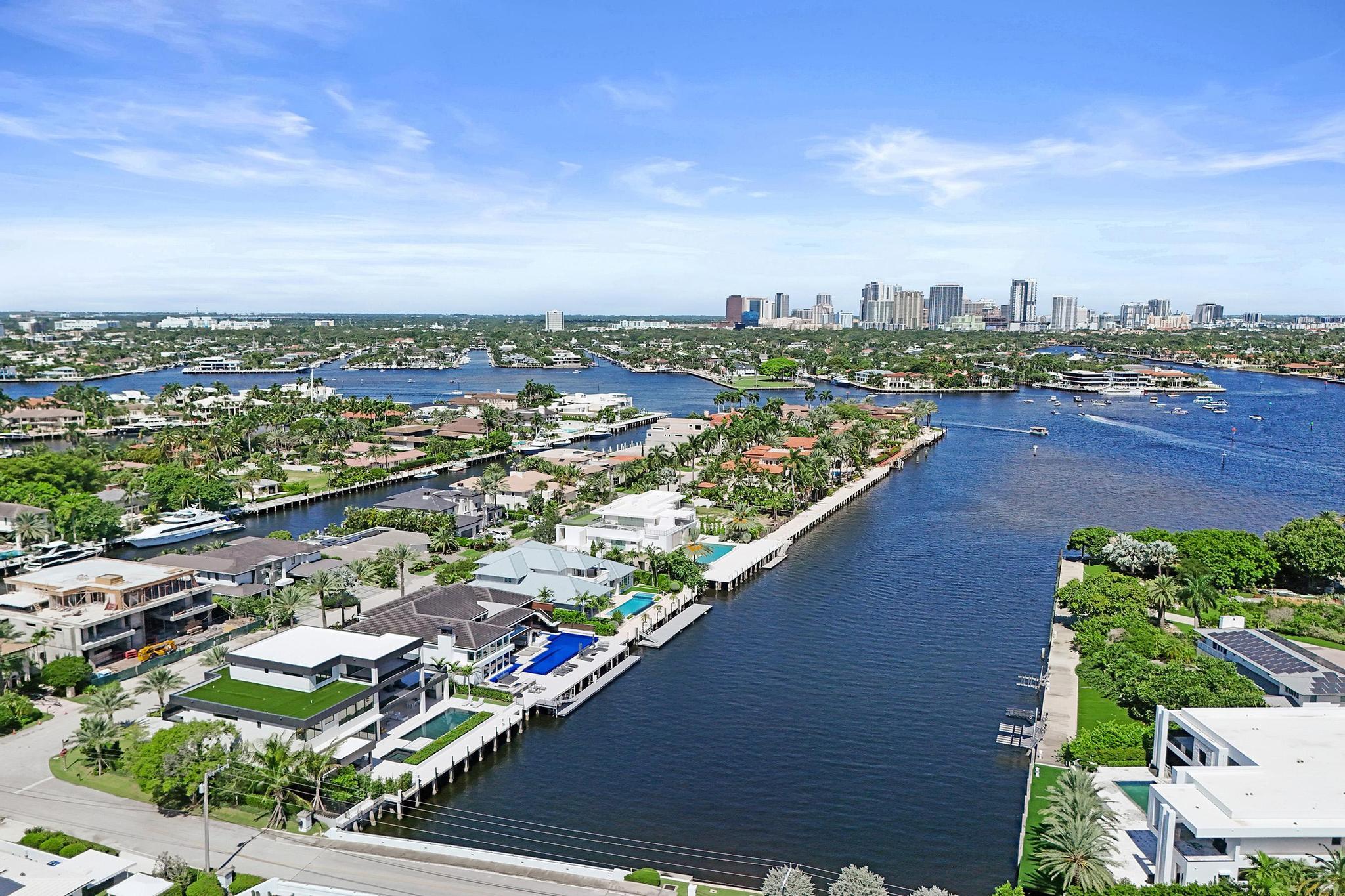 23 Isla Bahia Fort Lauderdale, FL 33316