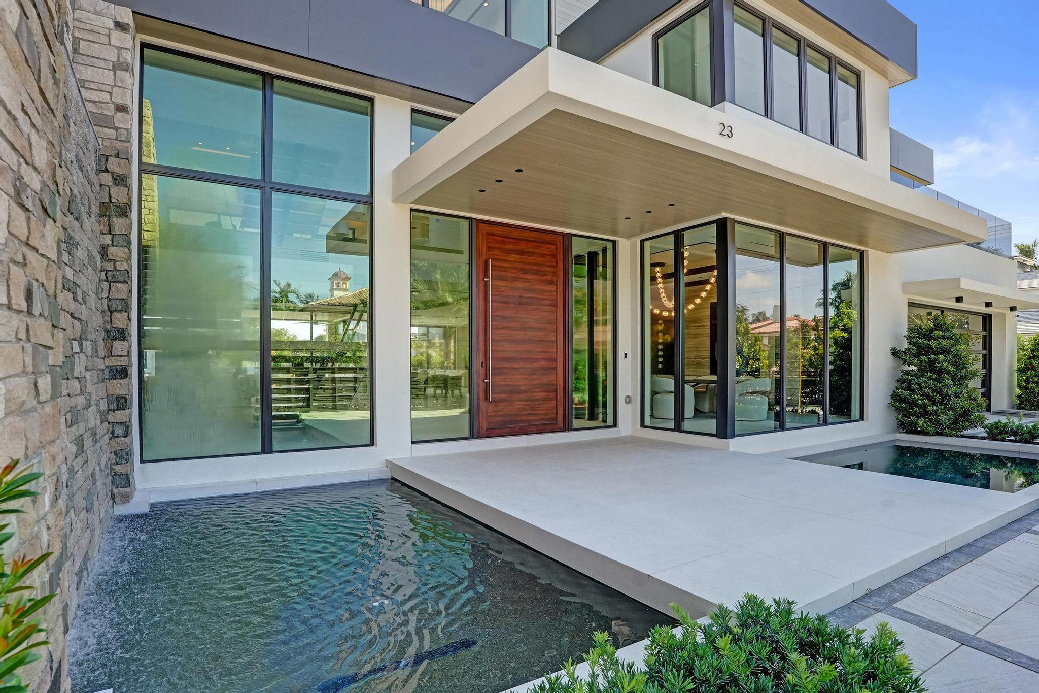 23 Isla Bahia Fort Lauderdale, FL 33316
