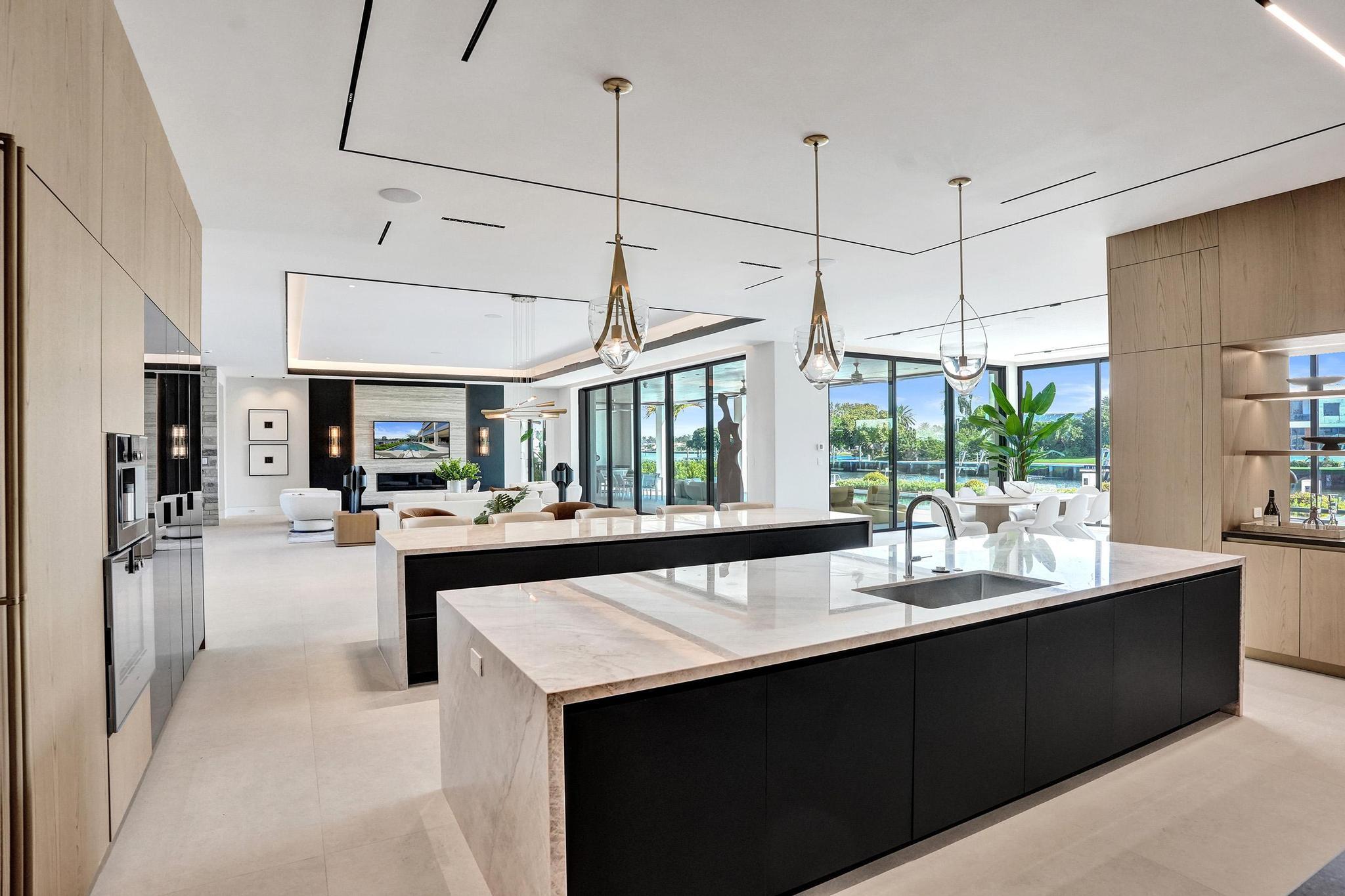 23 Isla Bahia Fort Lauderdale, FL 33316
