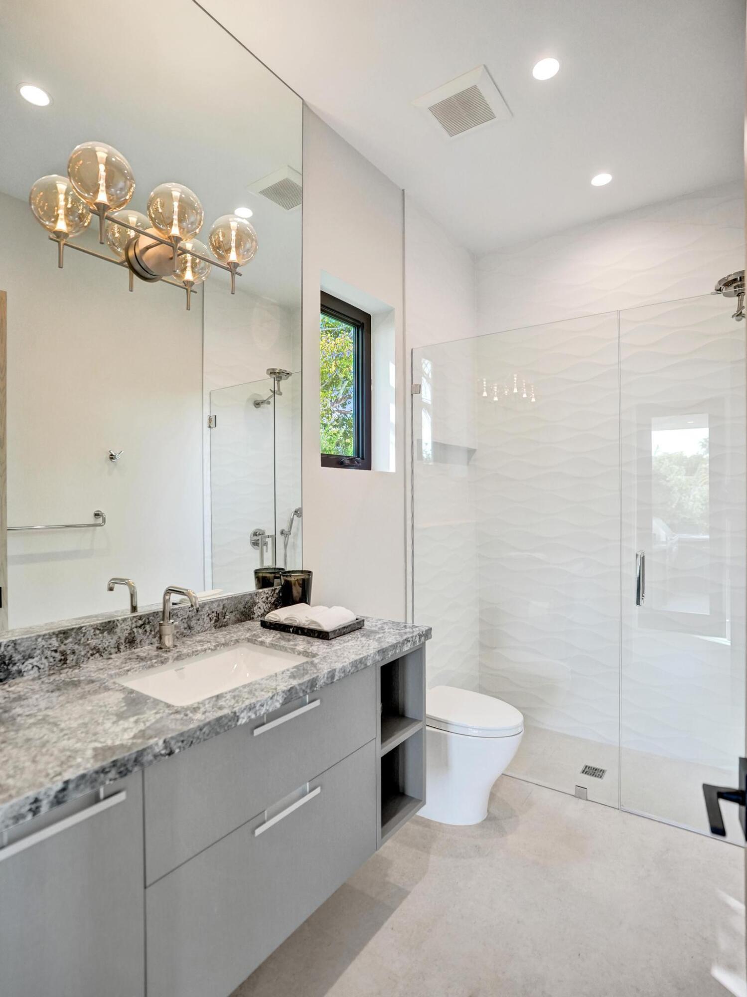 23 Isla Bahia Fort Lauderdale, FL 33316
