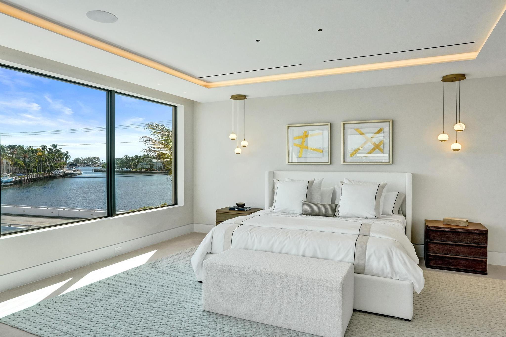 23 Isla Bahia Fort Lauderdale, FL 33316
