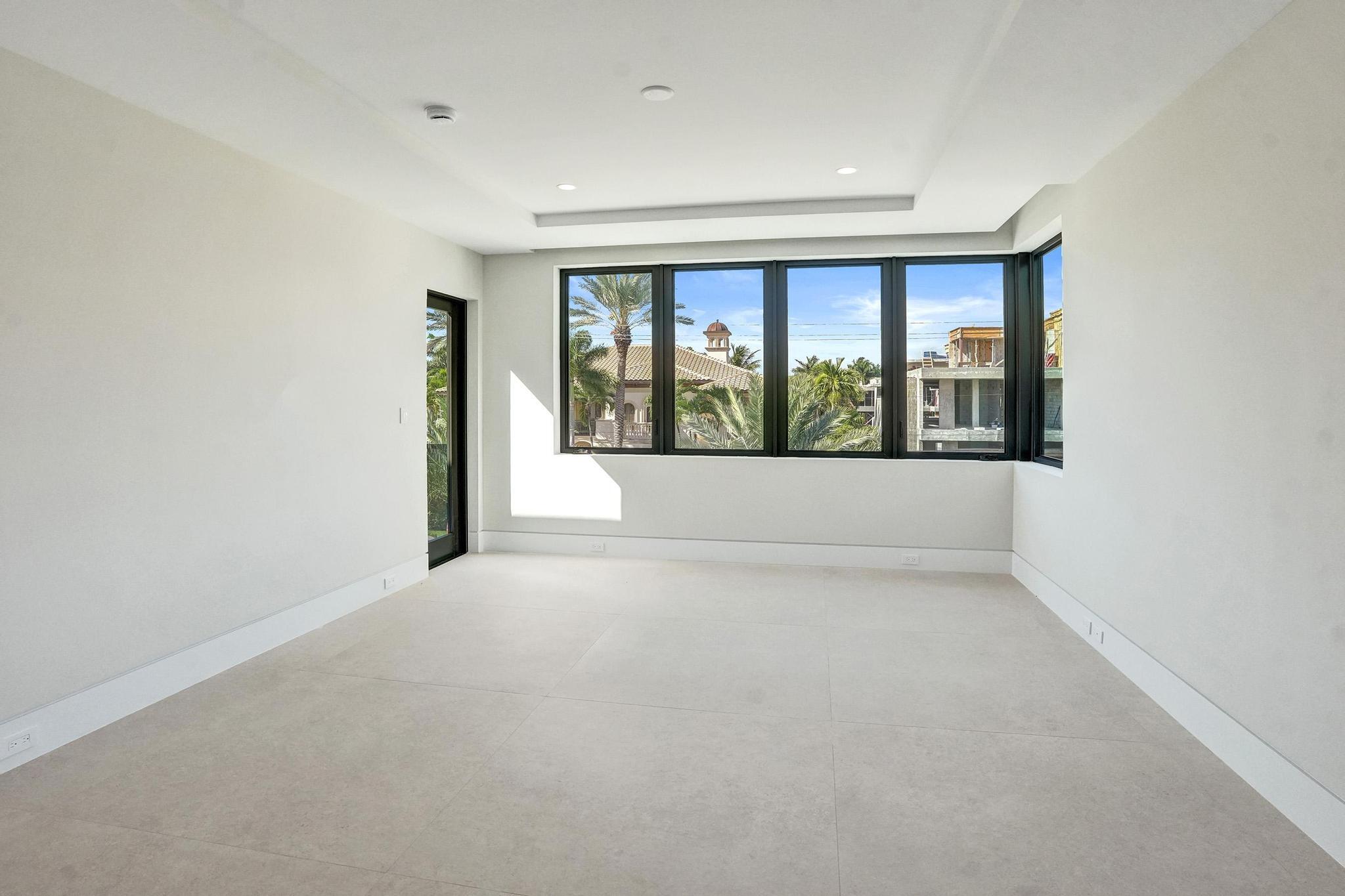 23 Isla Bahia Fort Lauderdale, FL 33316